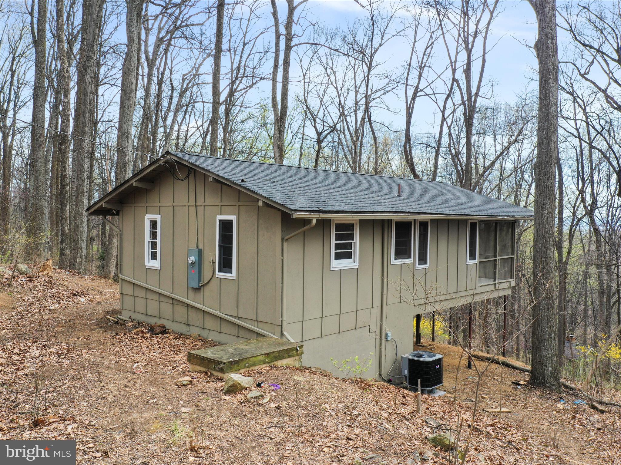 BLUE MOUNTAIN - Residential