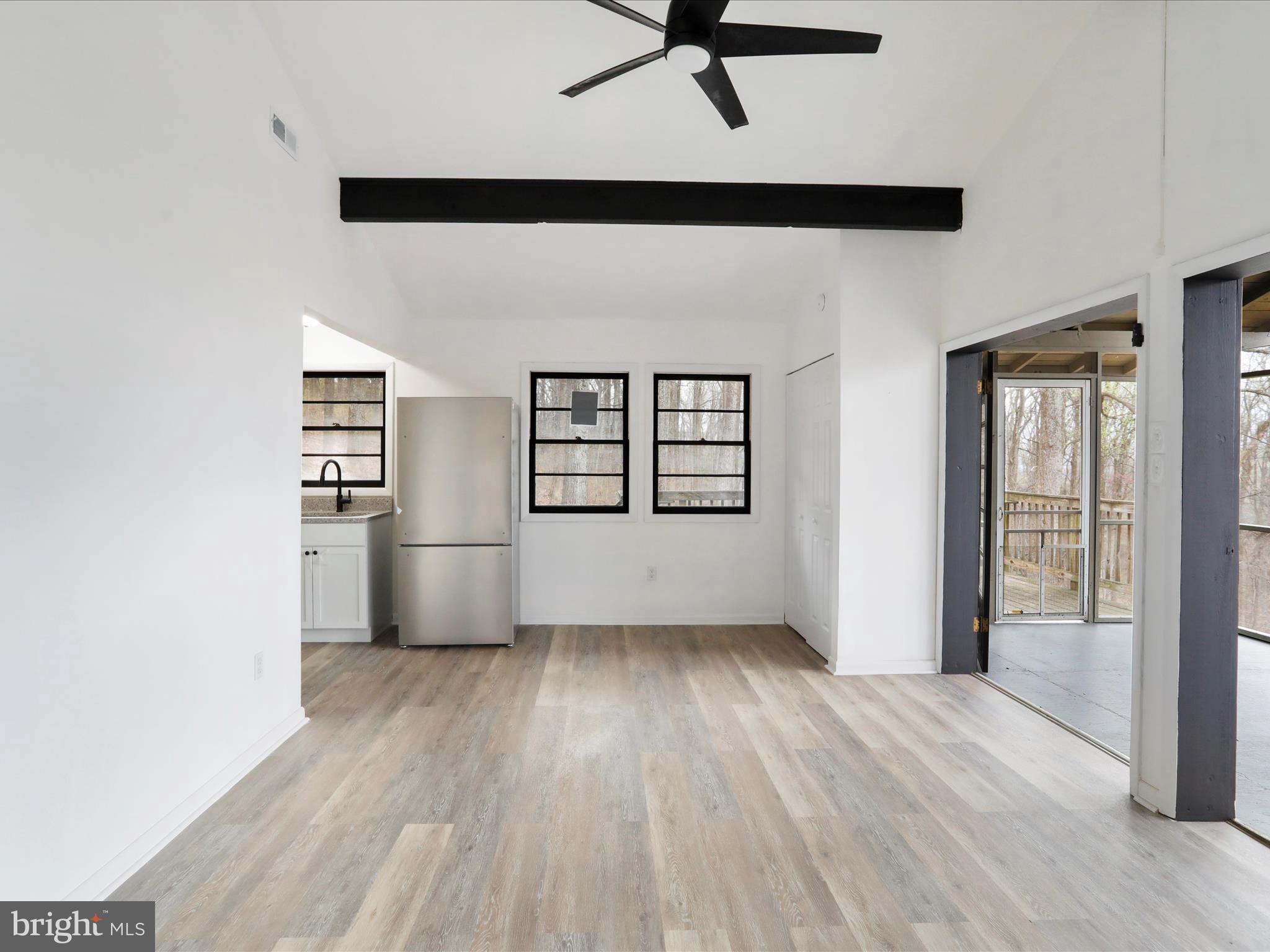 BLUE MOUNTAIN - Residential