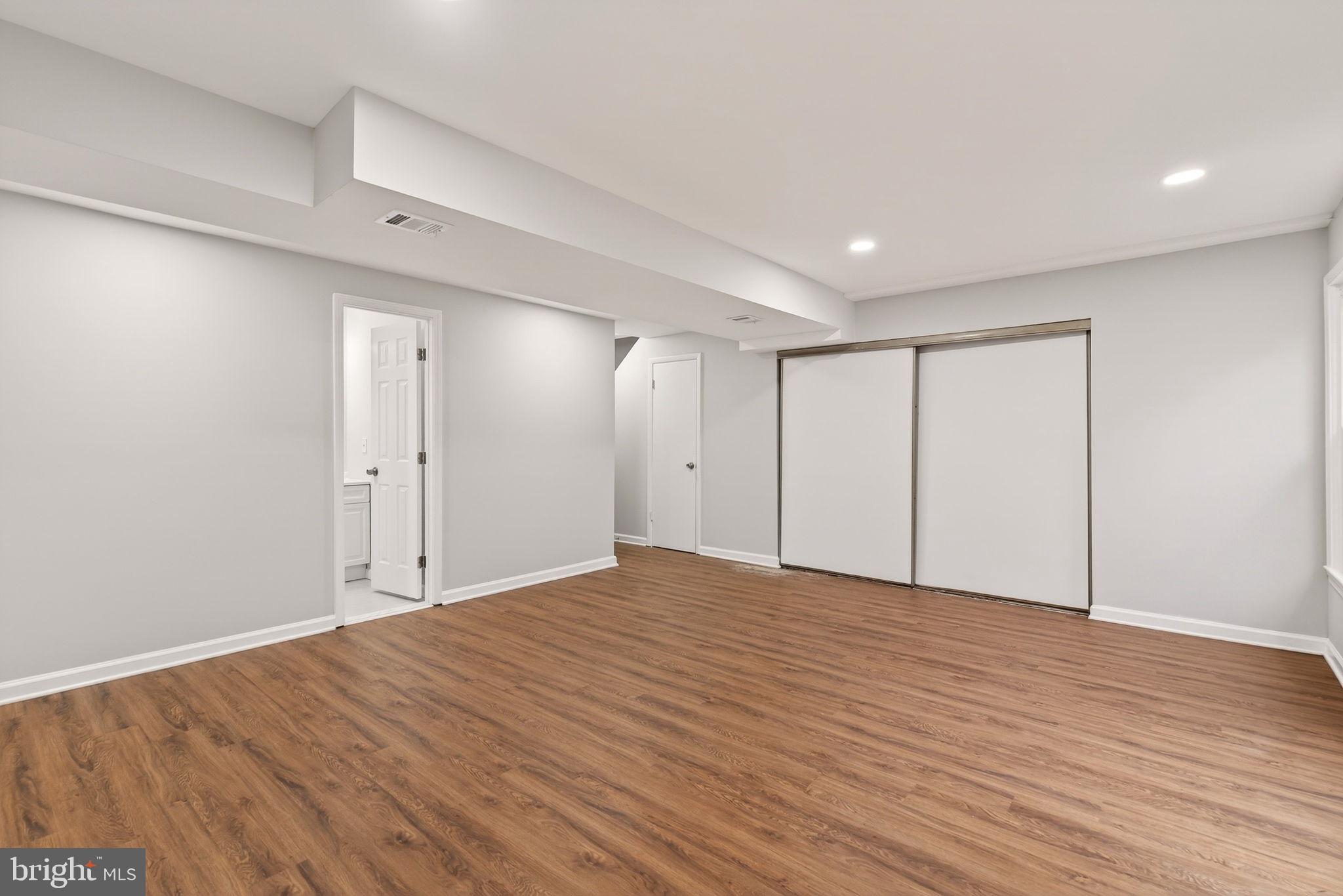 BRIARY FARMS TOWNHOMES - Residential