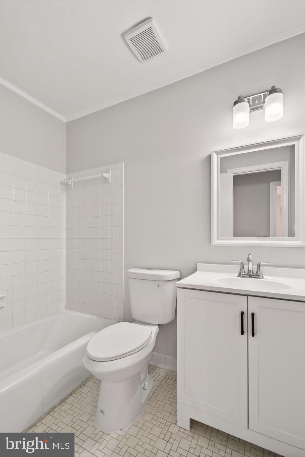 BRIARY FARMS TOWNHOMES - Residential