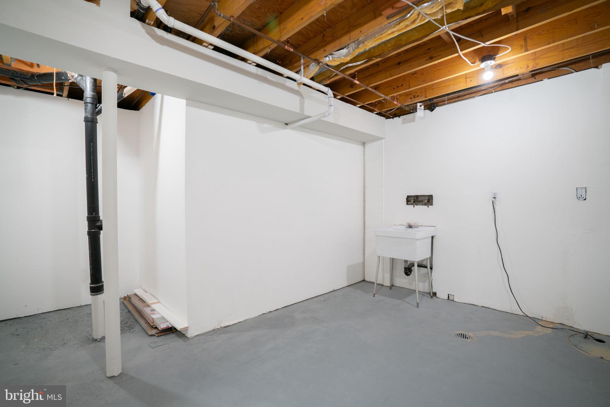 BRIARY FARMS TOWNHOMES - Residential