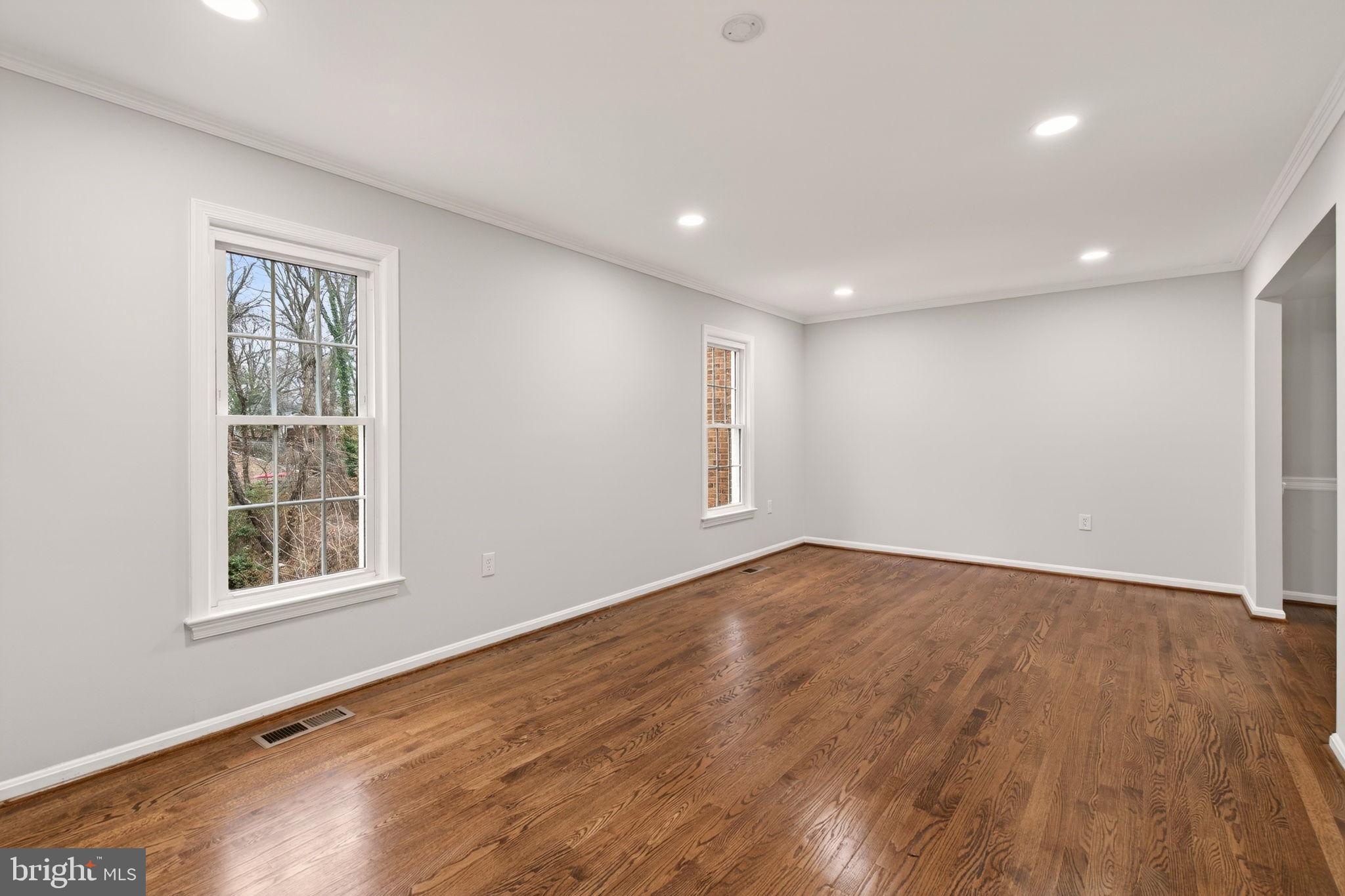 BRIARY FARMS TOWNHOMES - Residential