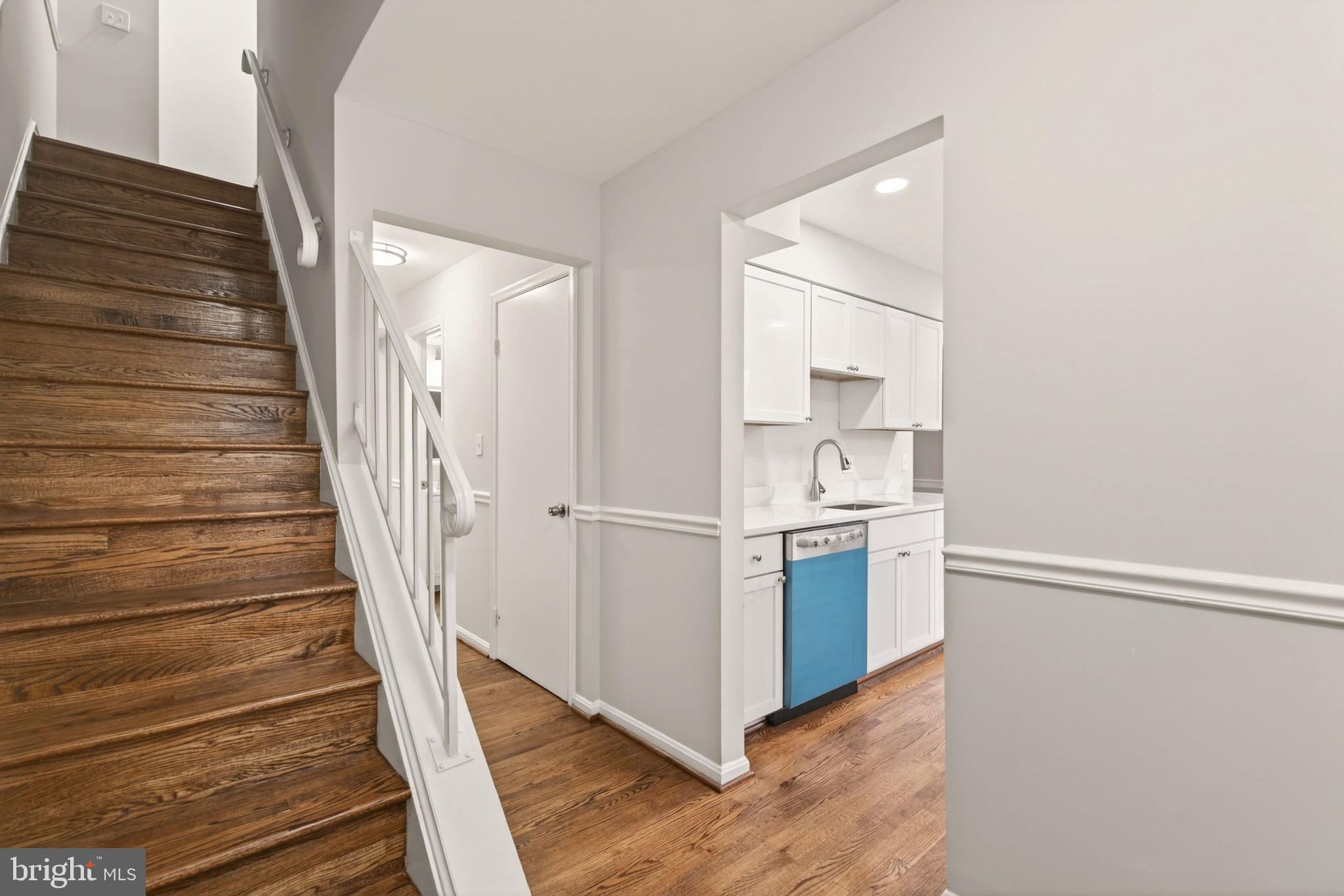 8219 DOCTOR CRAIK COURT