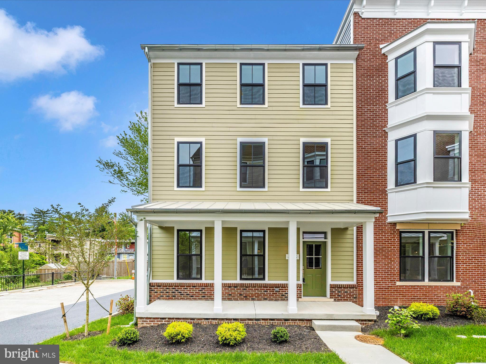 DOWNTOWN FREDERICK - Residential