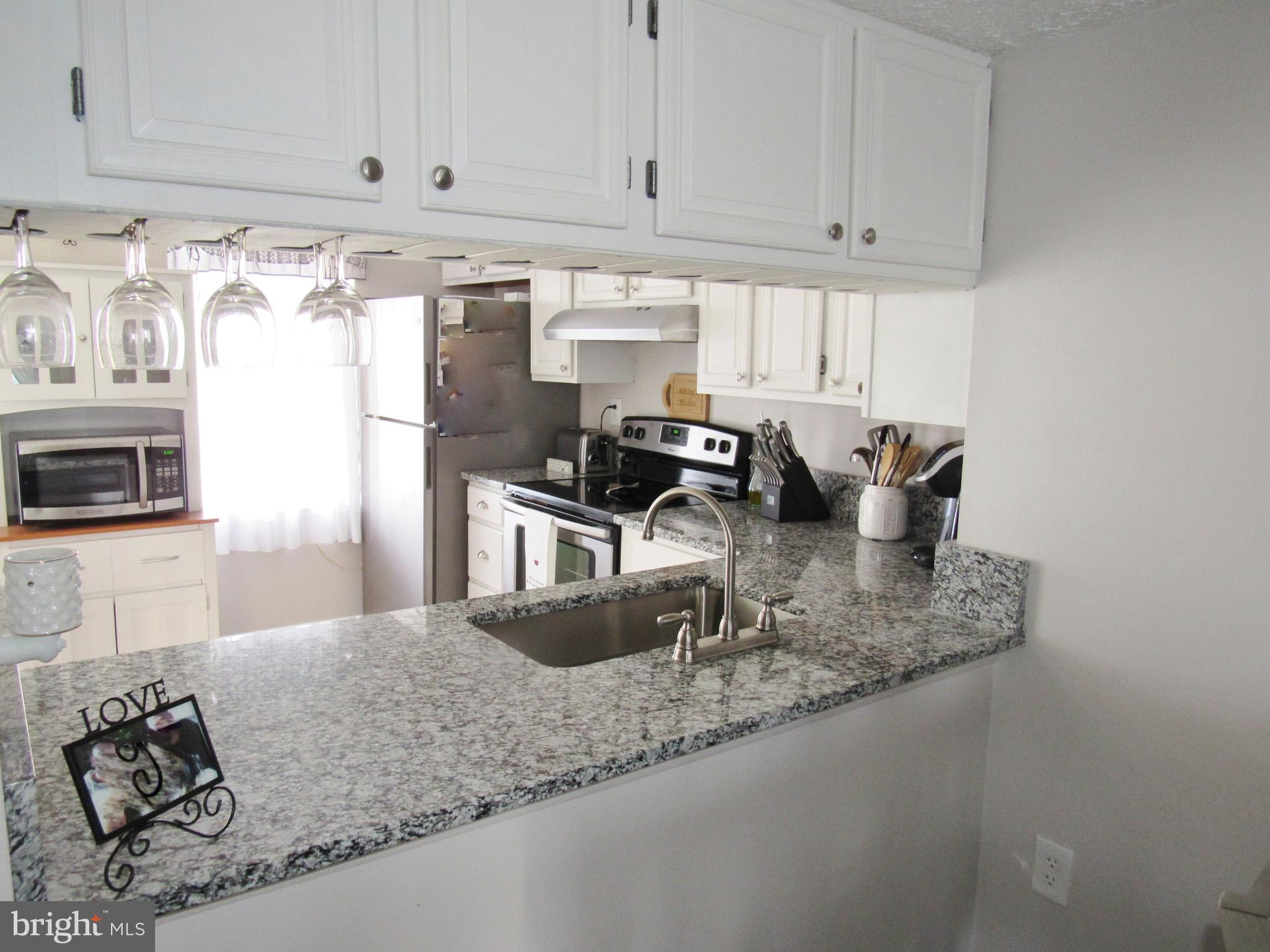 LAUREL VALLEY - Residential