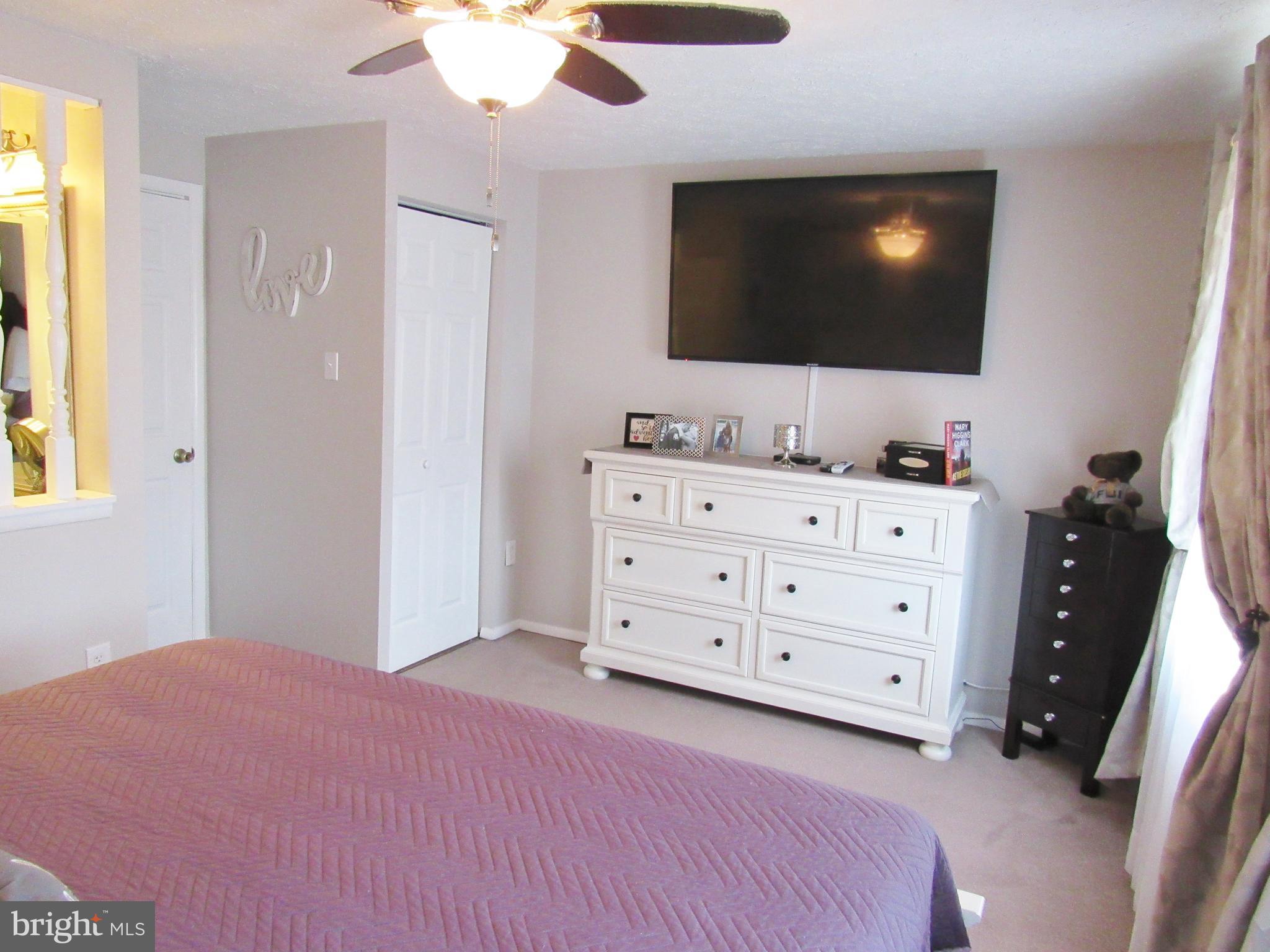 LAUREL VALLEY - Residential