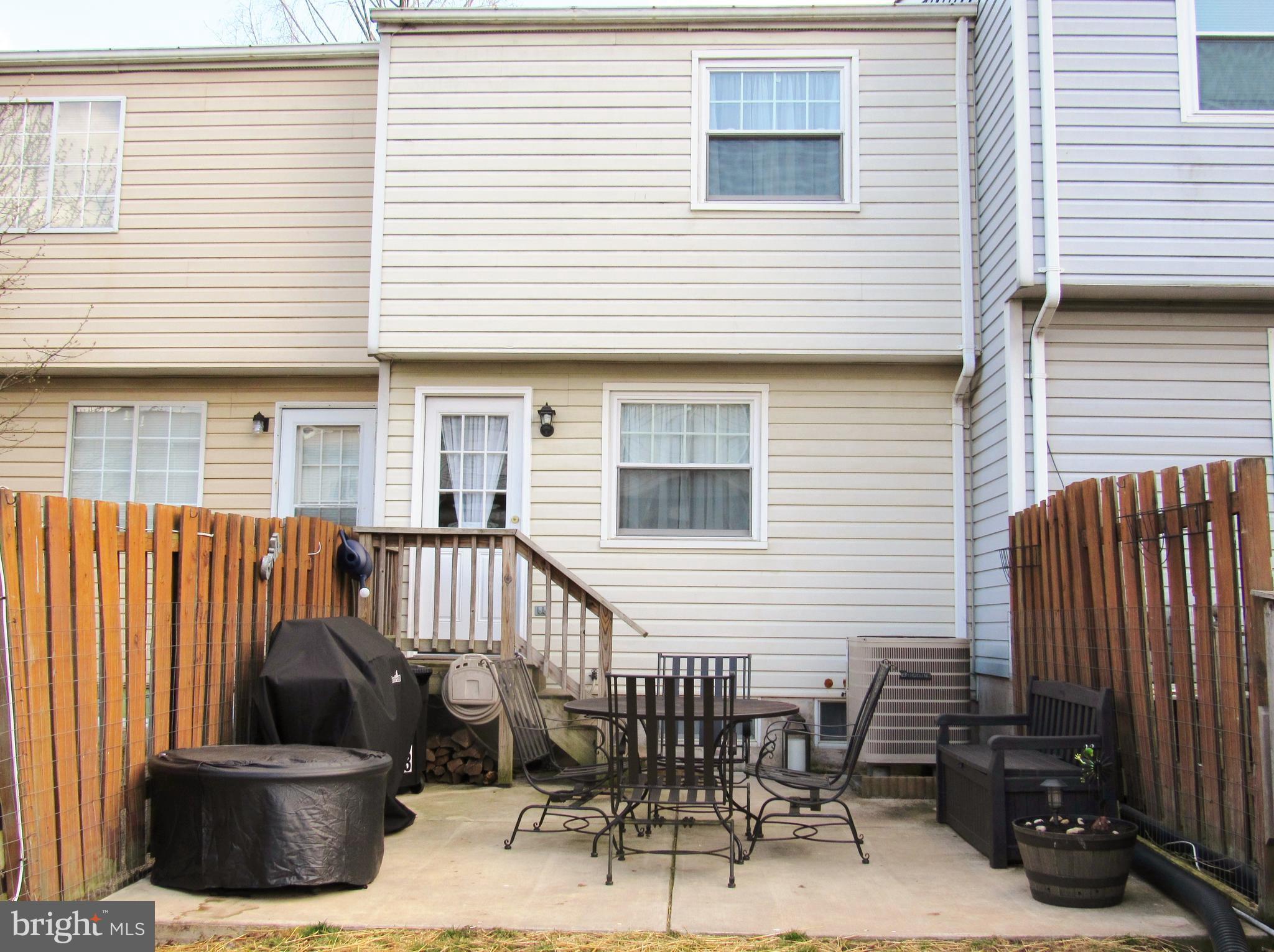 LAUREL VALLEY - Residential