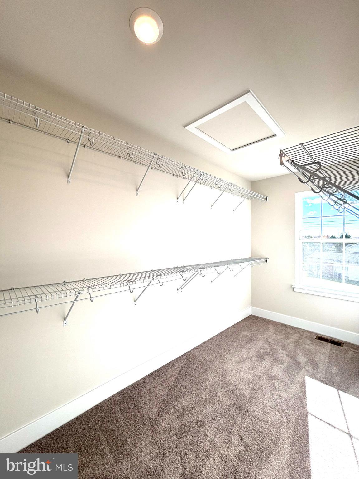 WINSTEN ESTATES - Residential Lease