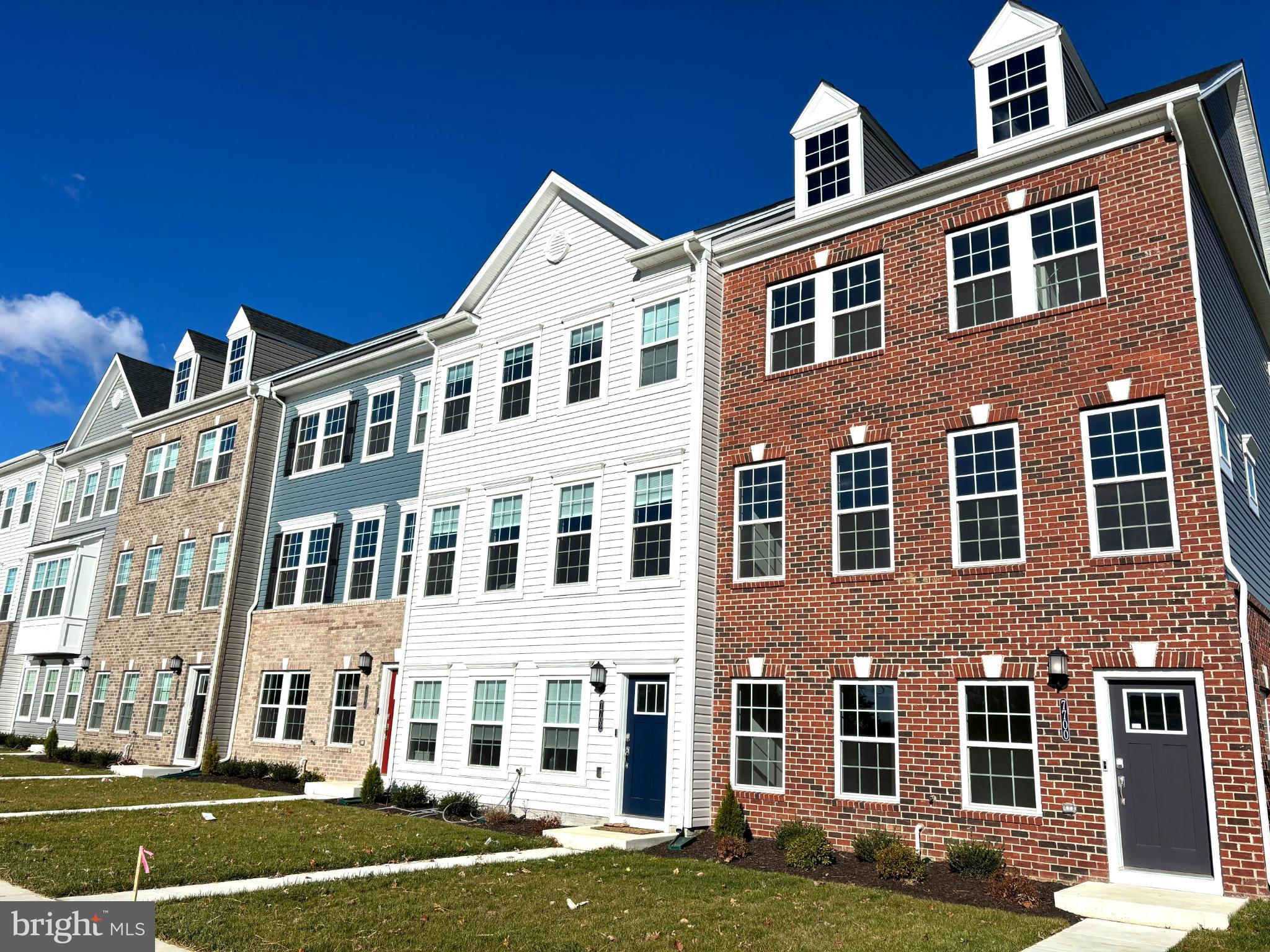 WINSTEN ESTATES - Residential Lease