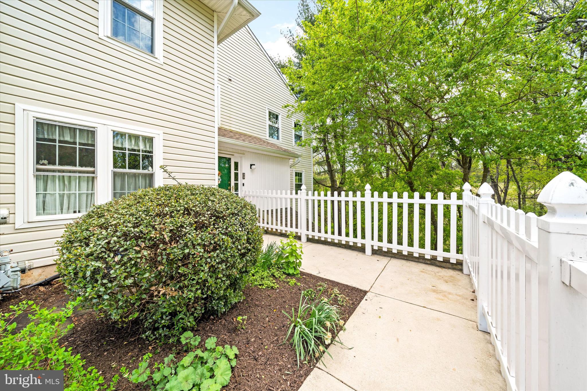 DARLINGTON WOODS - Residential