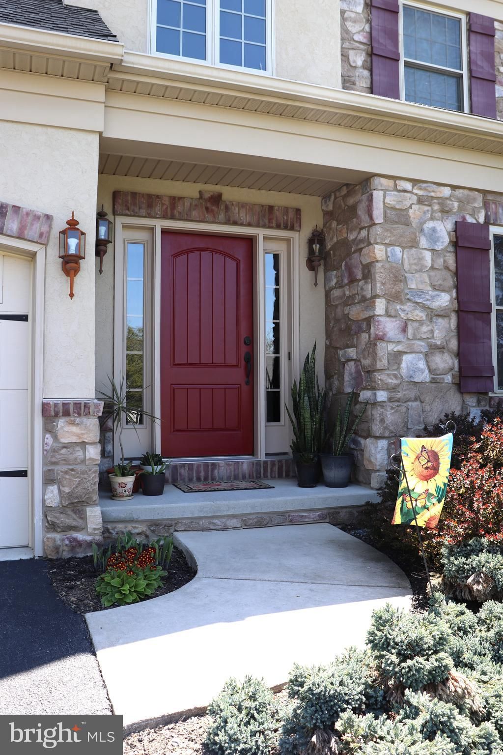 Photo of 30 Circle Rock Drive, Ephrata, PA 17522 (MLS # PALA2050070)