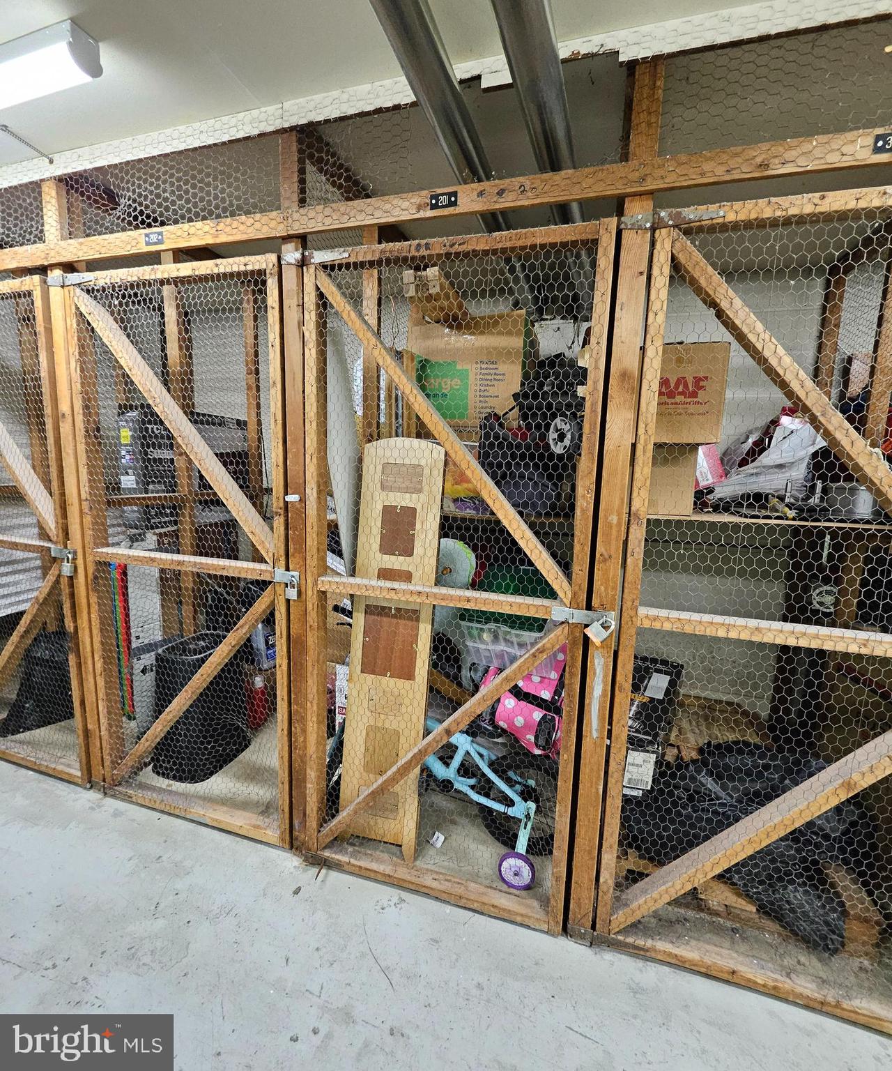 ANNANDALE GARDENS - Residential Lease