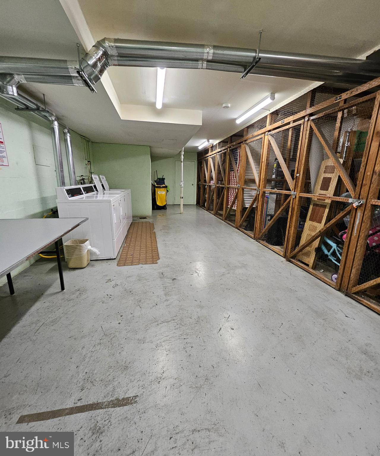 ANNANDALE GARDENS - Residential Lease