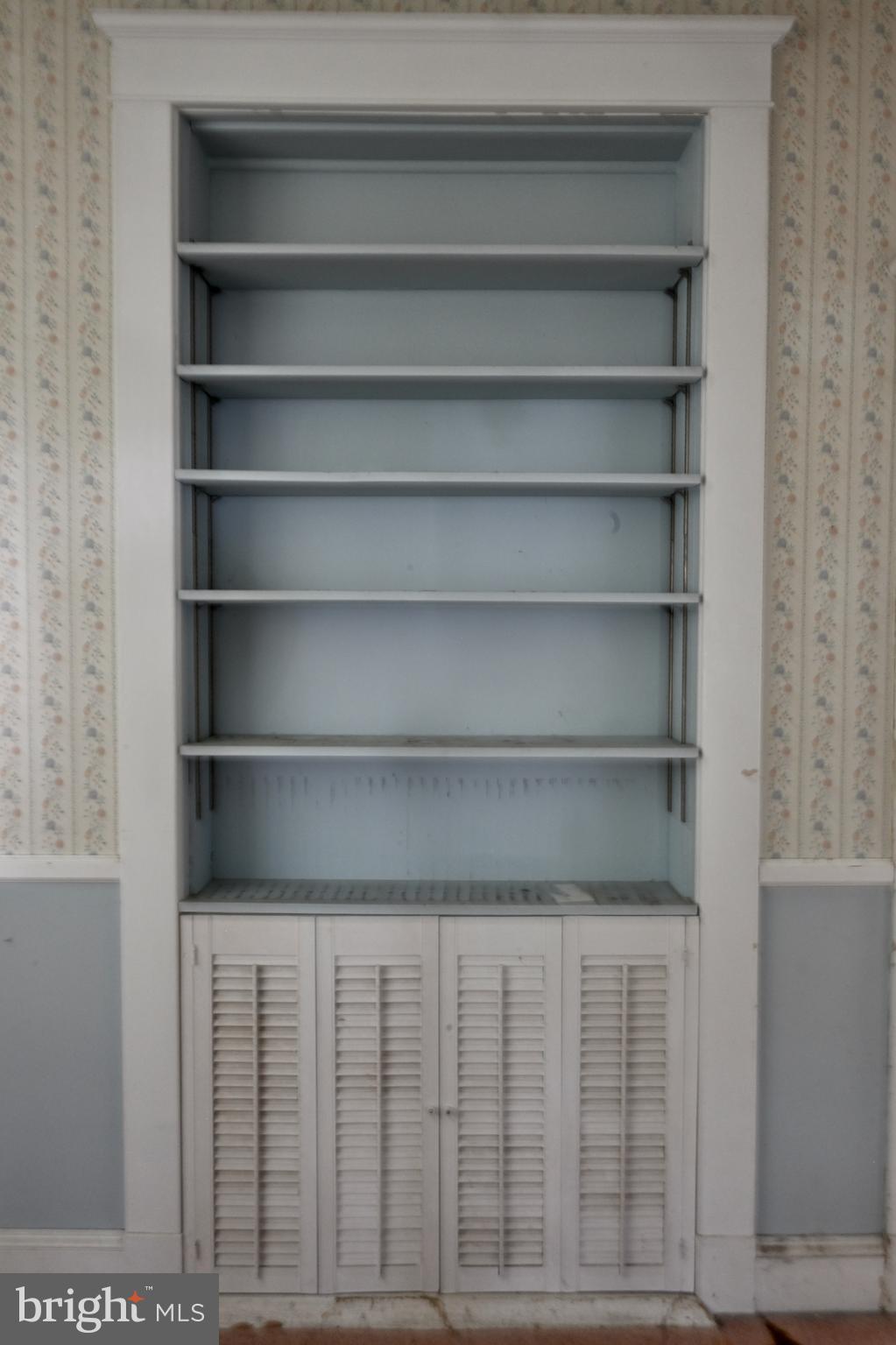 OVERLEA - Residential