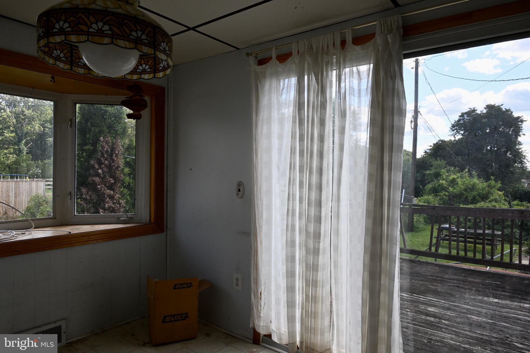 OVERLEA - Residential