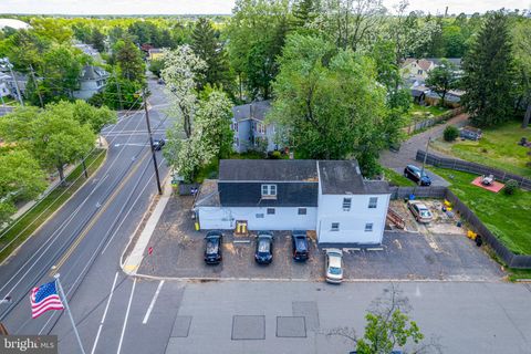 3 BUTTONWOOD DRIVE EWING NJ 08638
