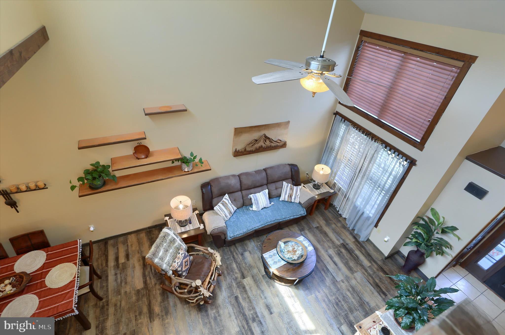 EDGEWATER - Residential