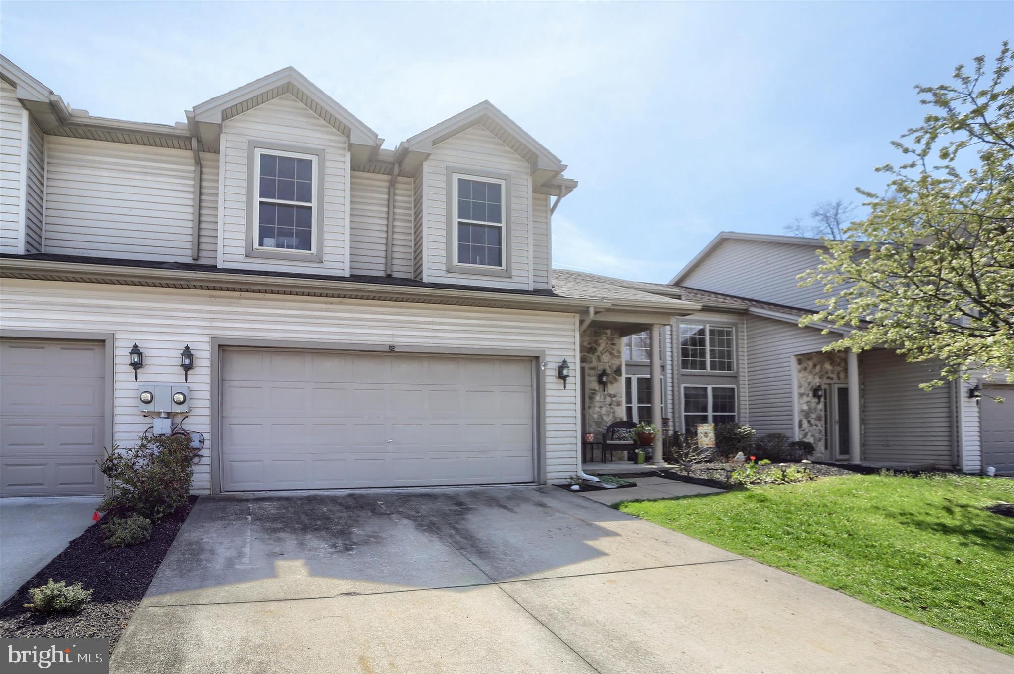 EDGEWATER - Residential