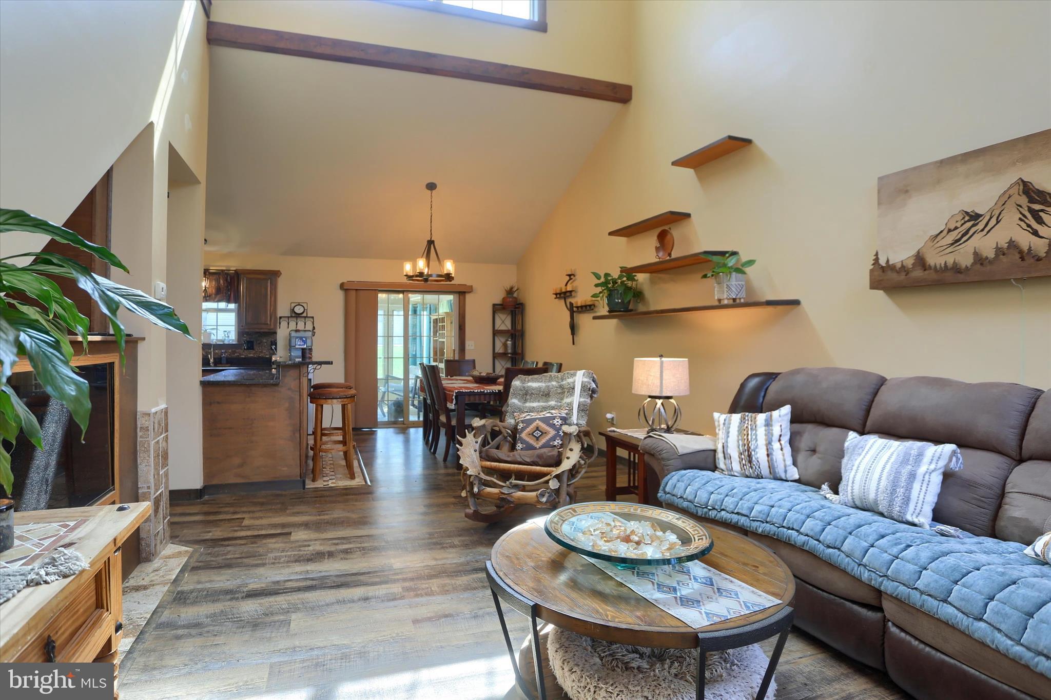 EDGEWATER - Residential