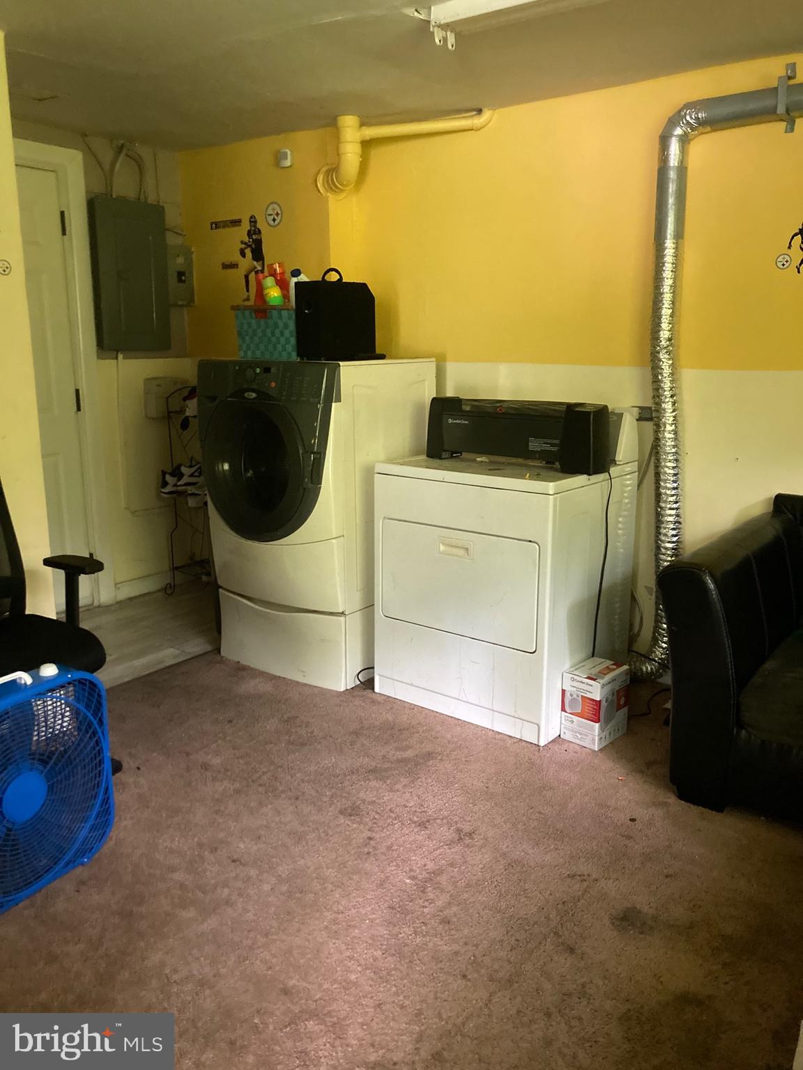 CARVER CT - Residential