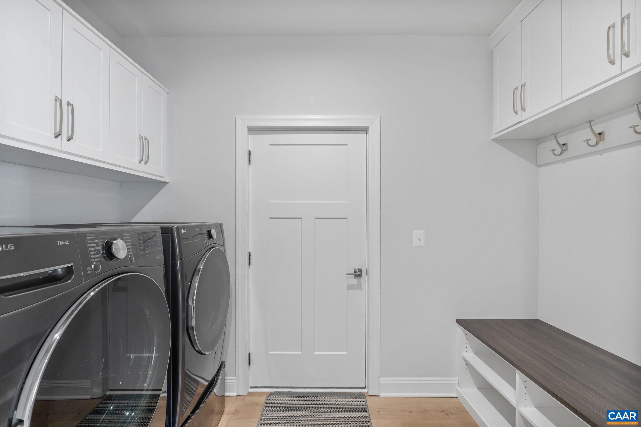 SPRING CREEK - Residential