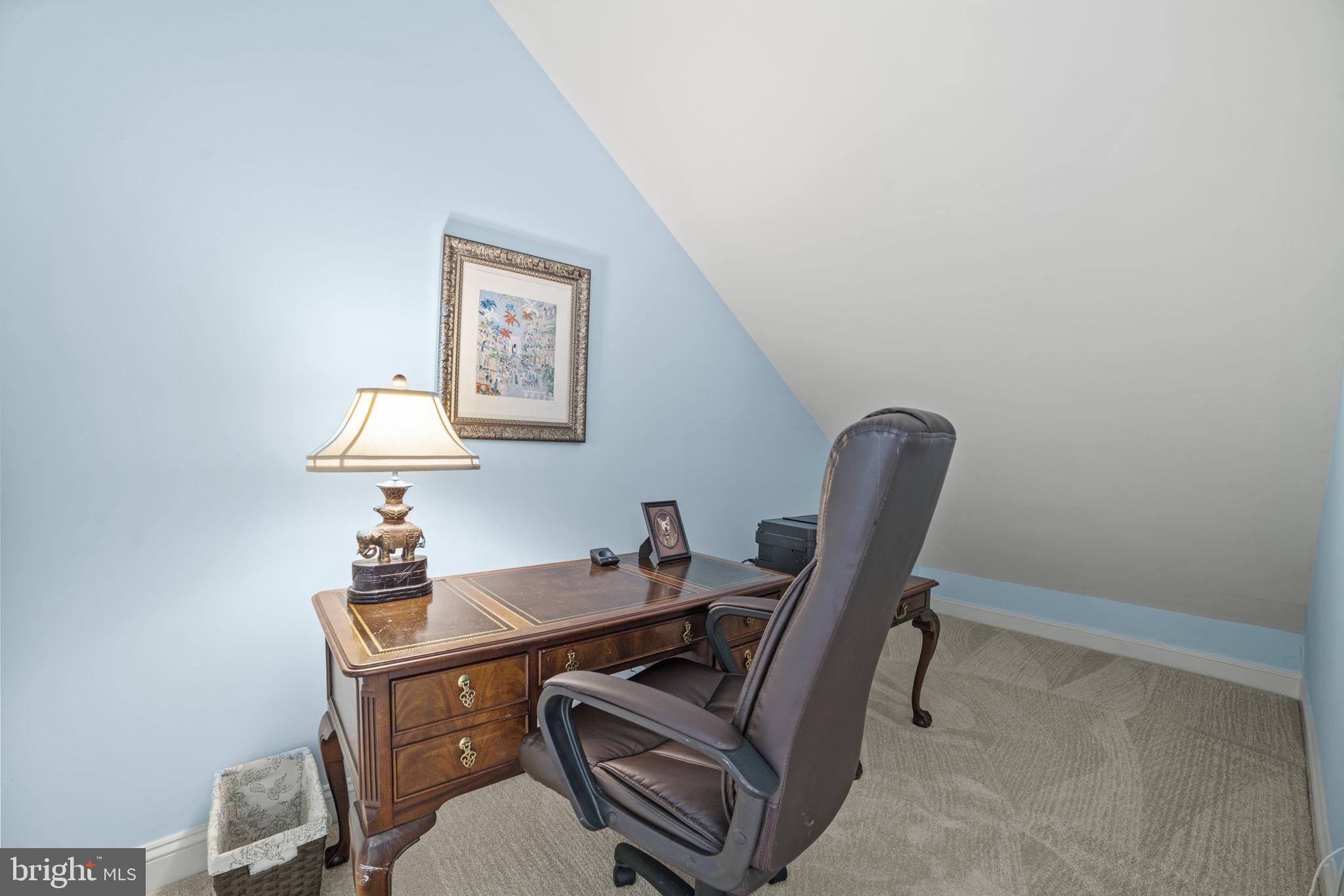 RIVERGATE - Residential