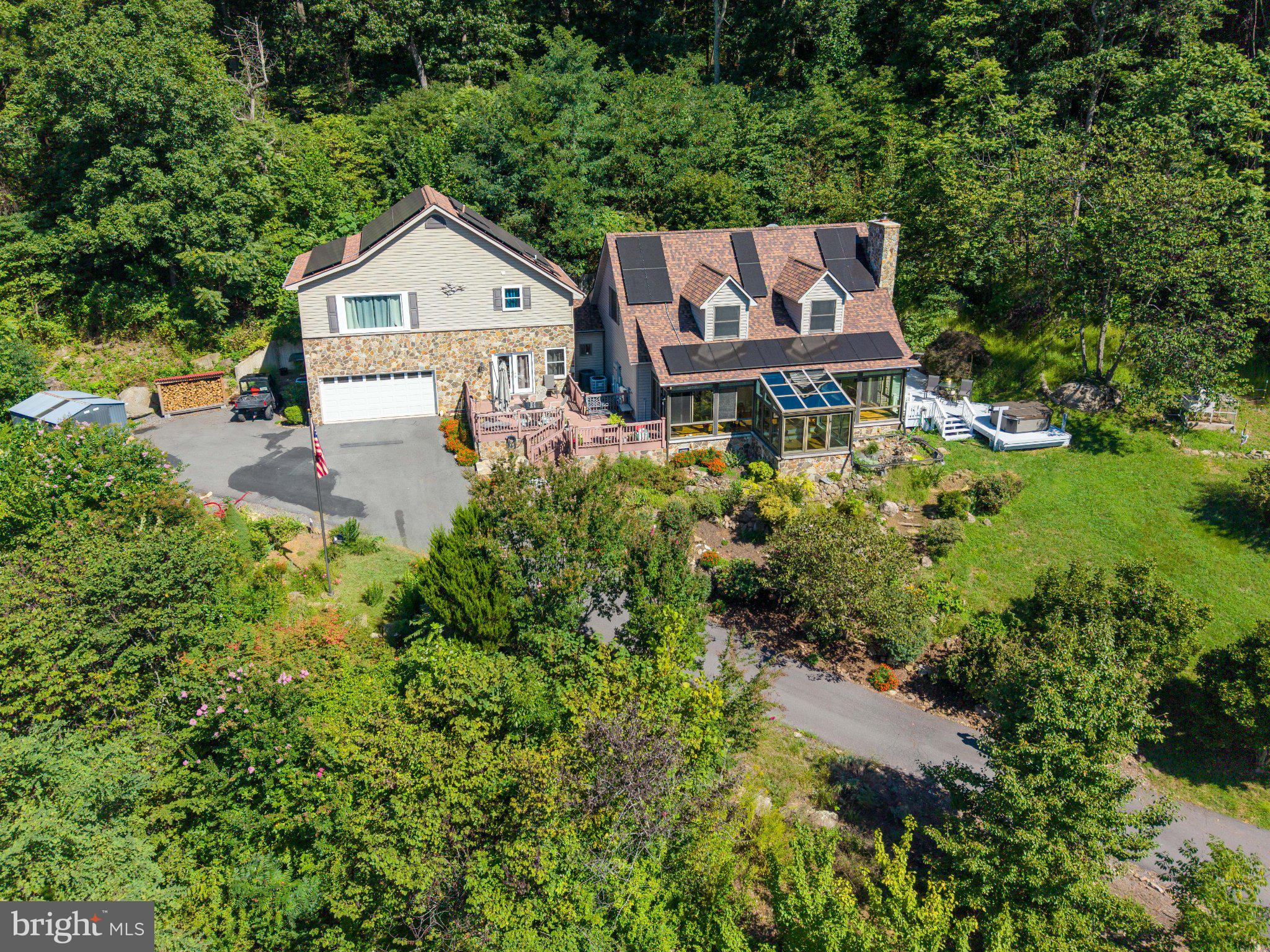 2033 SMITH RUN ROAD