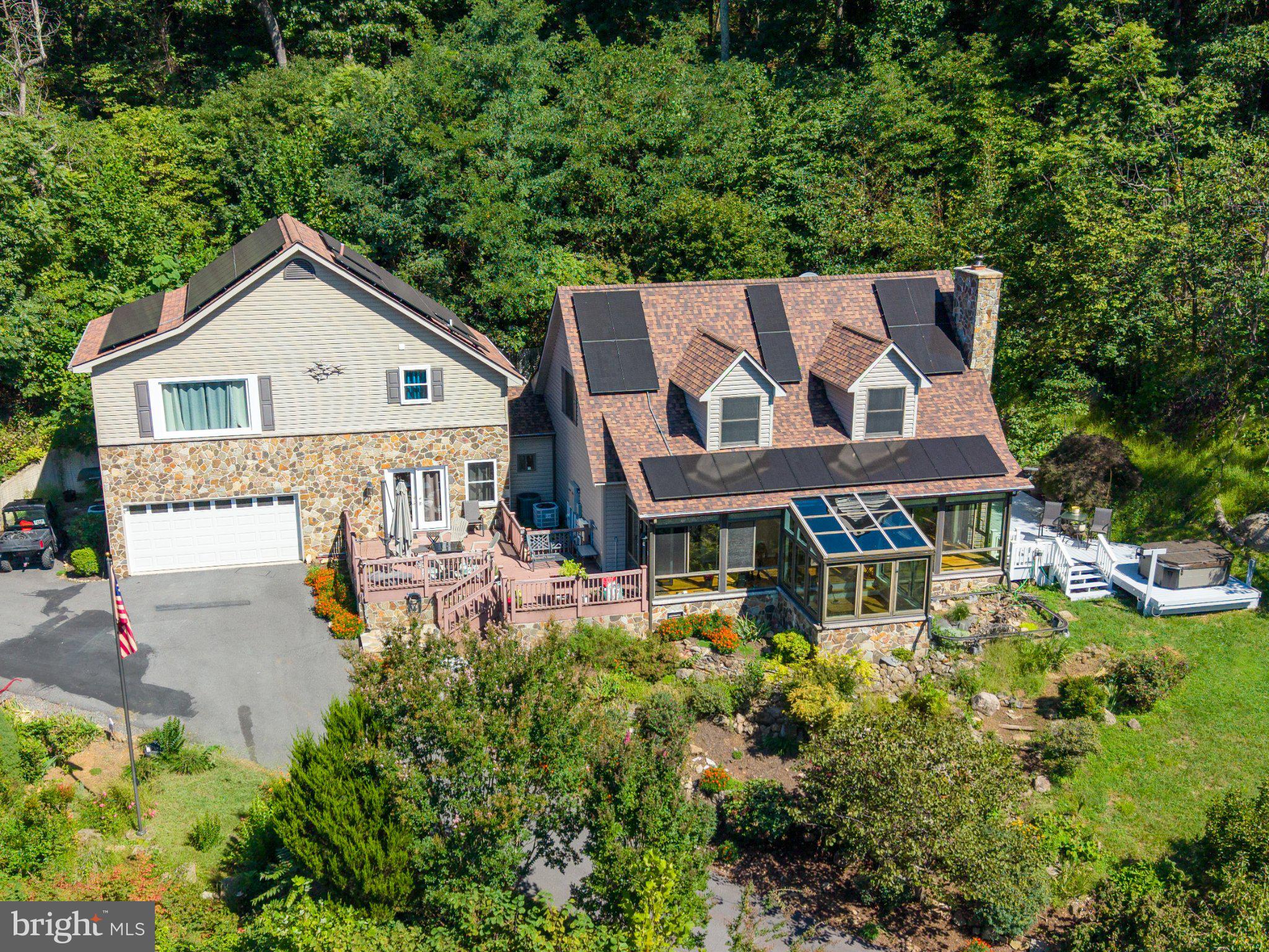 2033 SMITH RUN ROAD