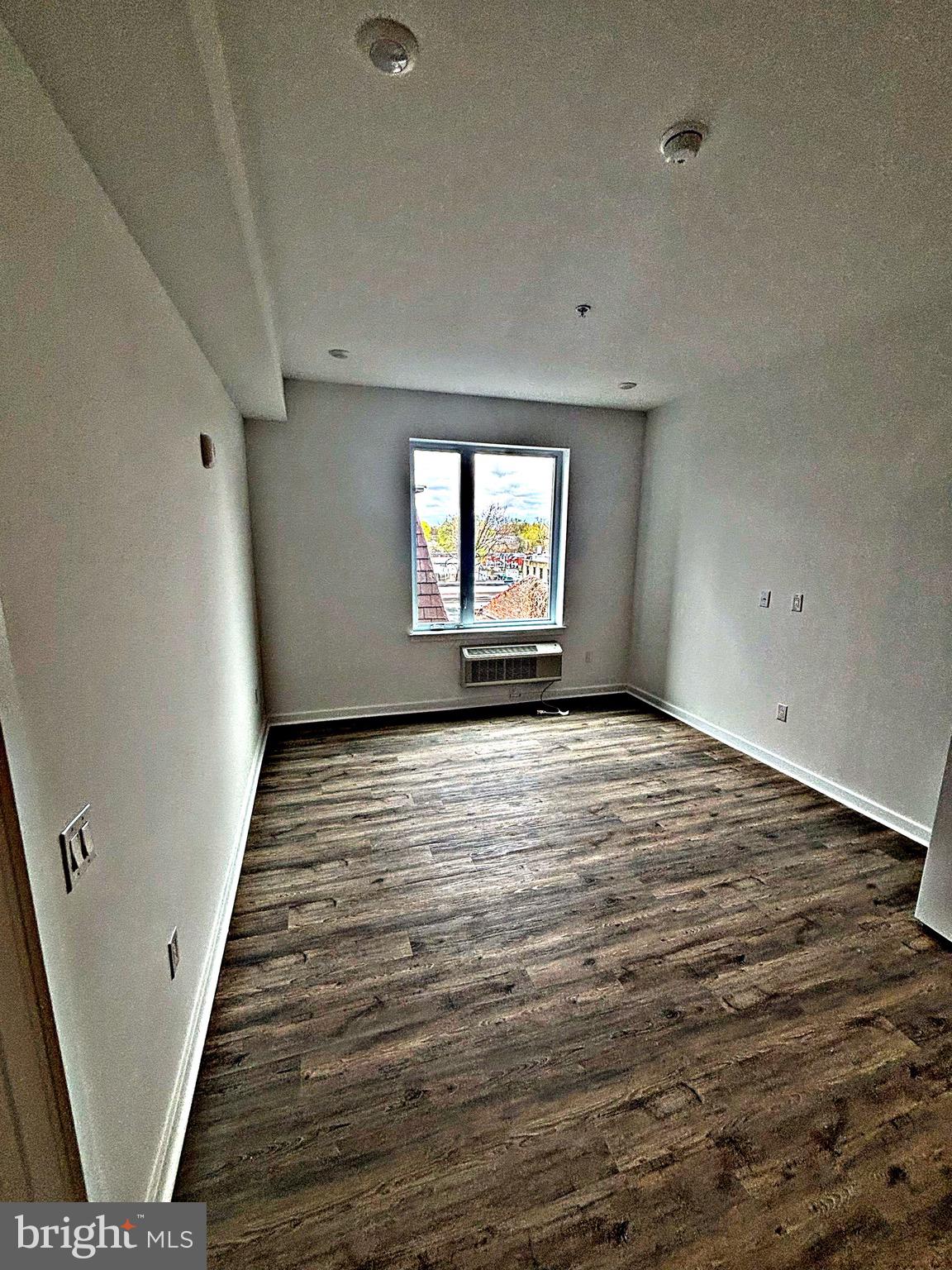 PHILADELPHIA (SOUTHWEST) - Residential Lease