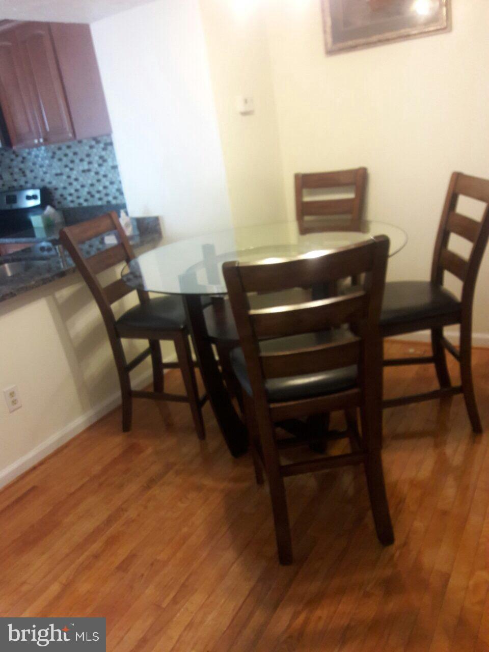 NEWINGTON FOREST - Residential