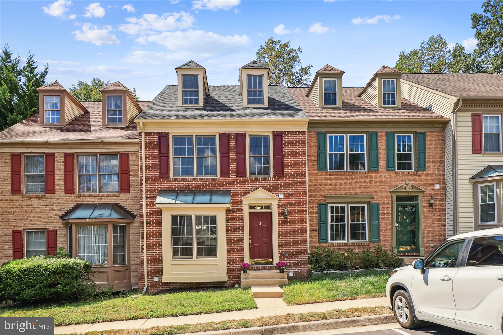 8840 EAGLE ROCK LANE