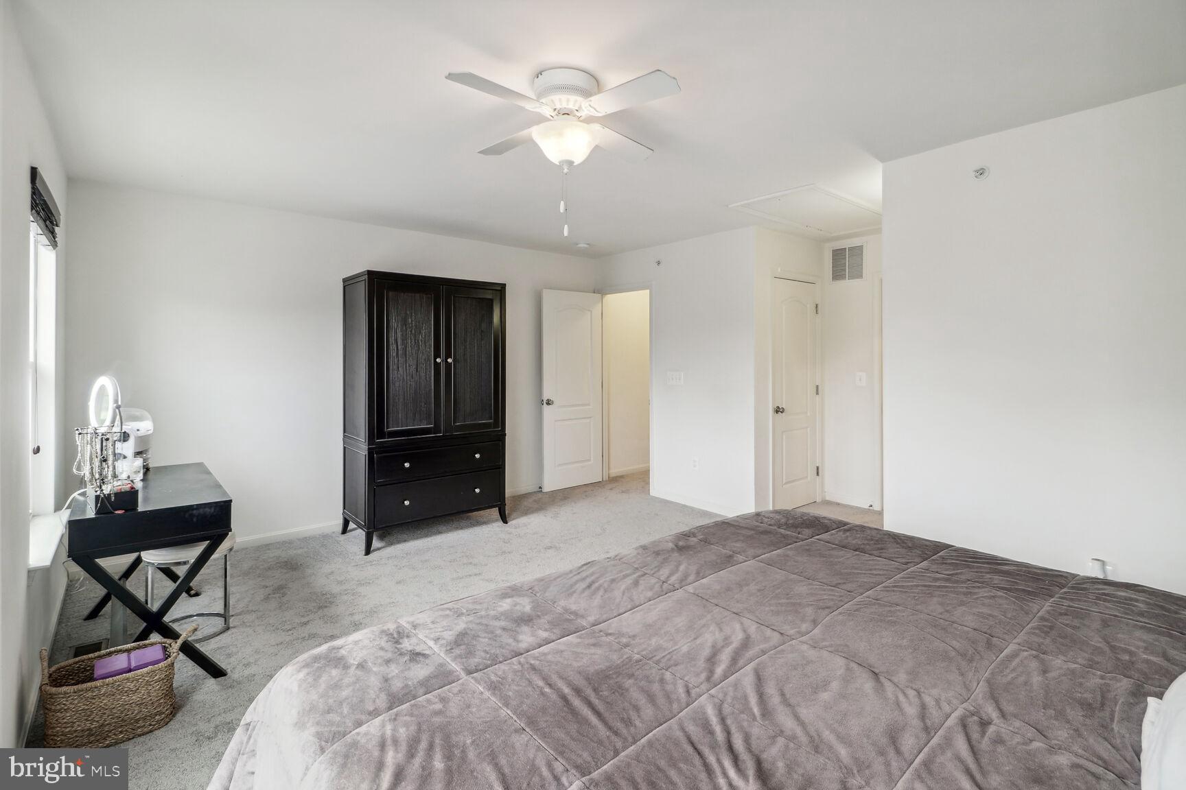 RESERVOIR RIDGE - Residential