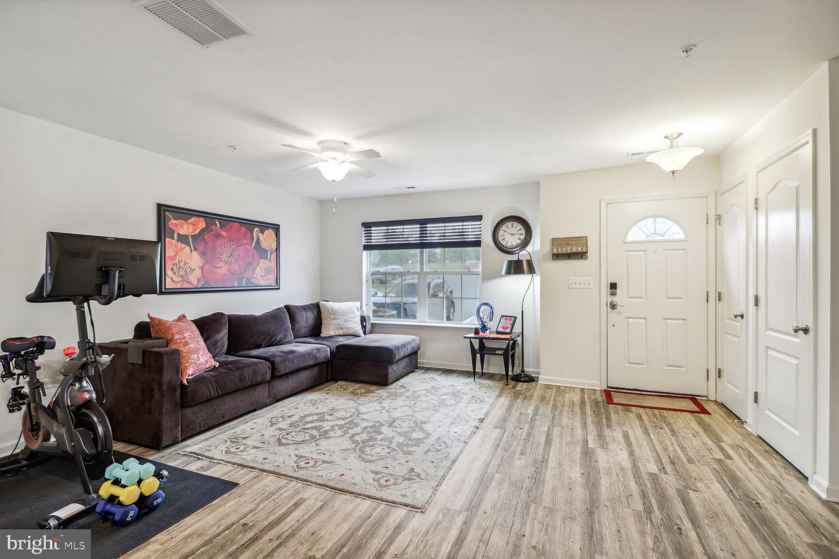 RESERVOIR RIDGE - Residential