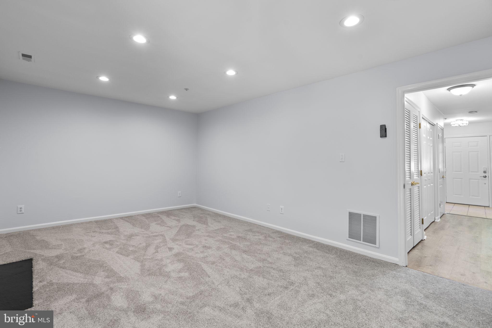 PINE VALLEY - Residential