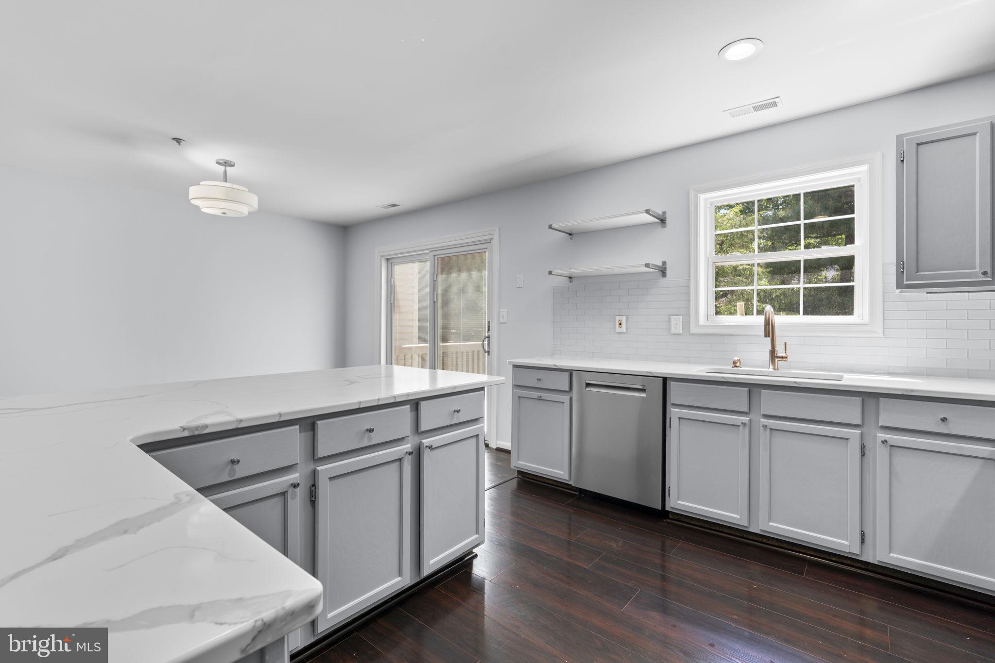 PINE VALLEY - Residential