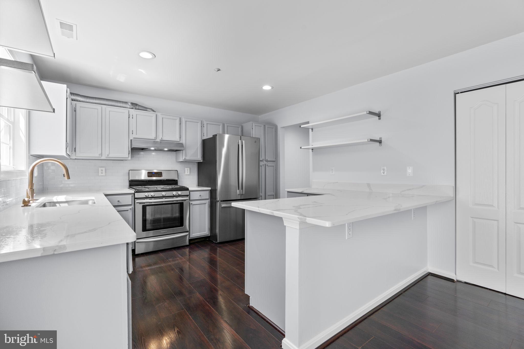 PINE VALLEY - Residential