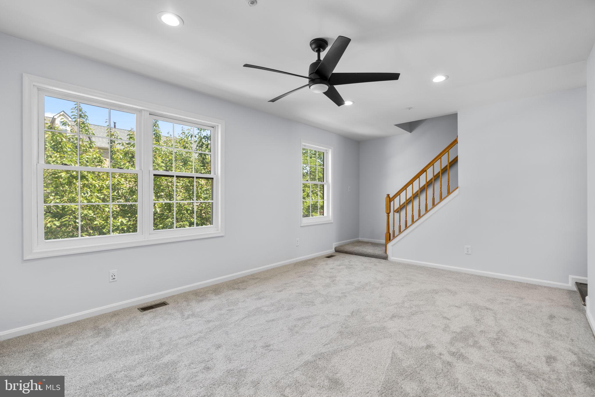 PINE VALLEY - Residential