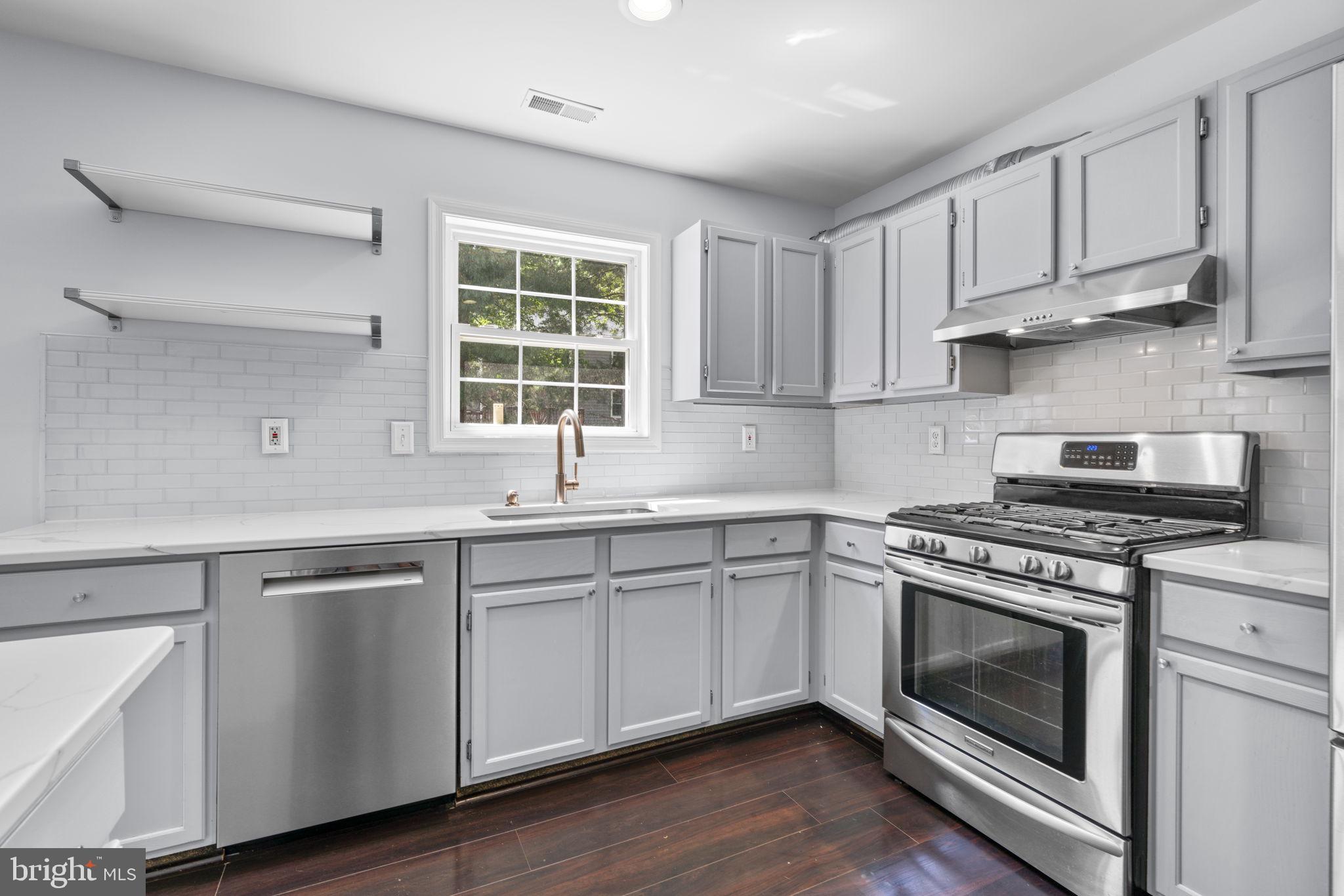 PINE VALLEY - Residential