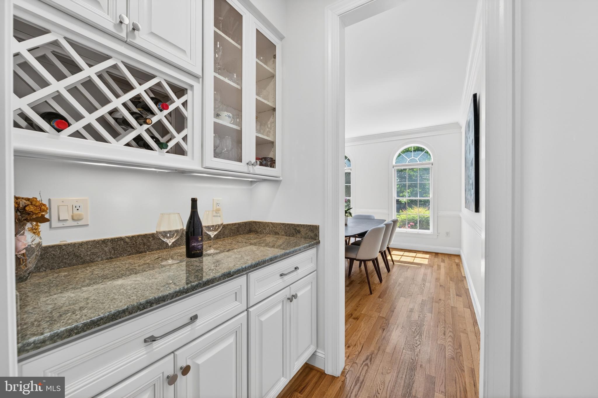 INGLESIDE - Residential