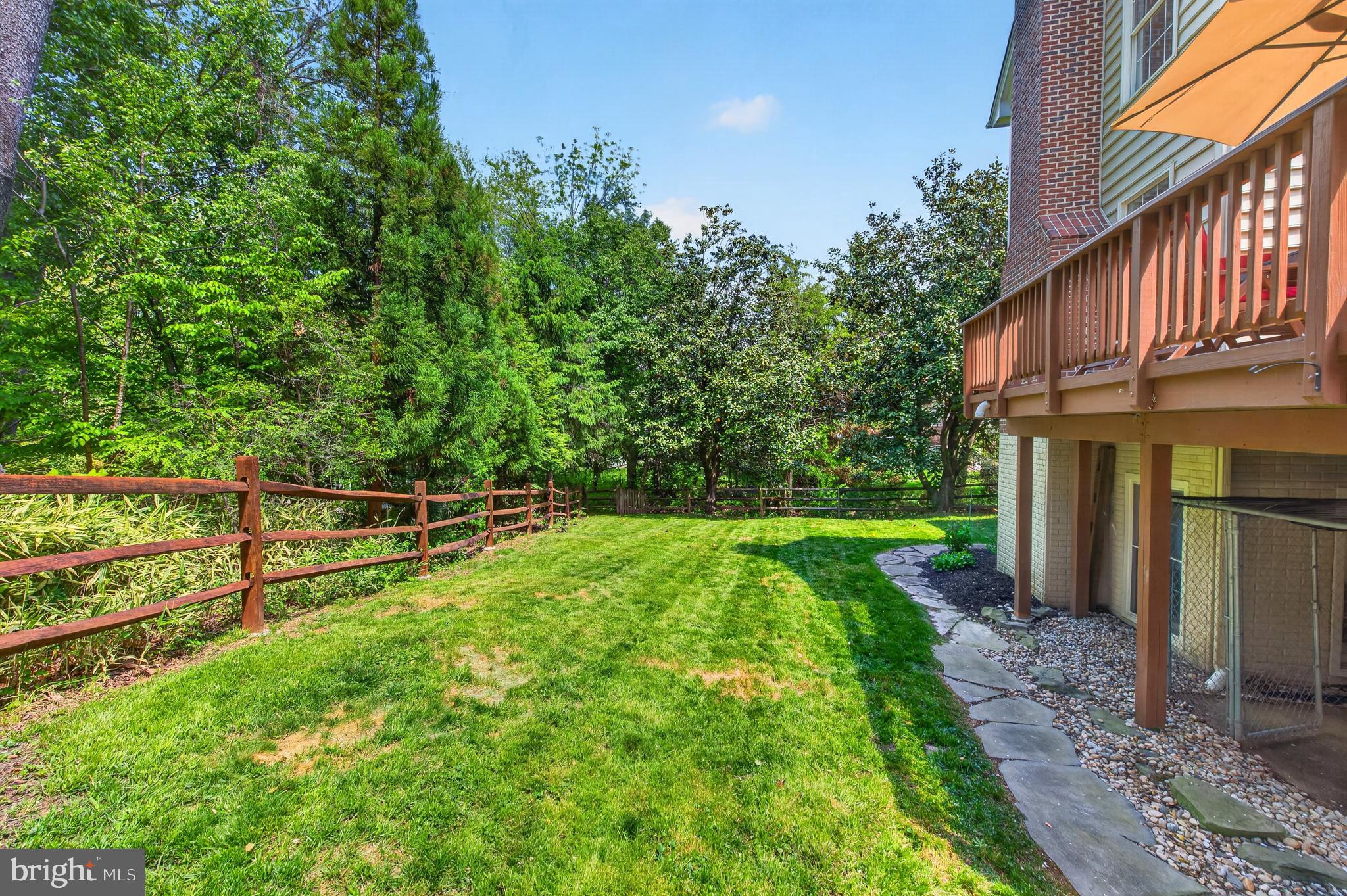 INGLESIDE - Residential