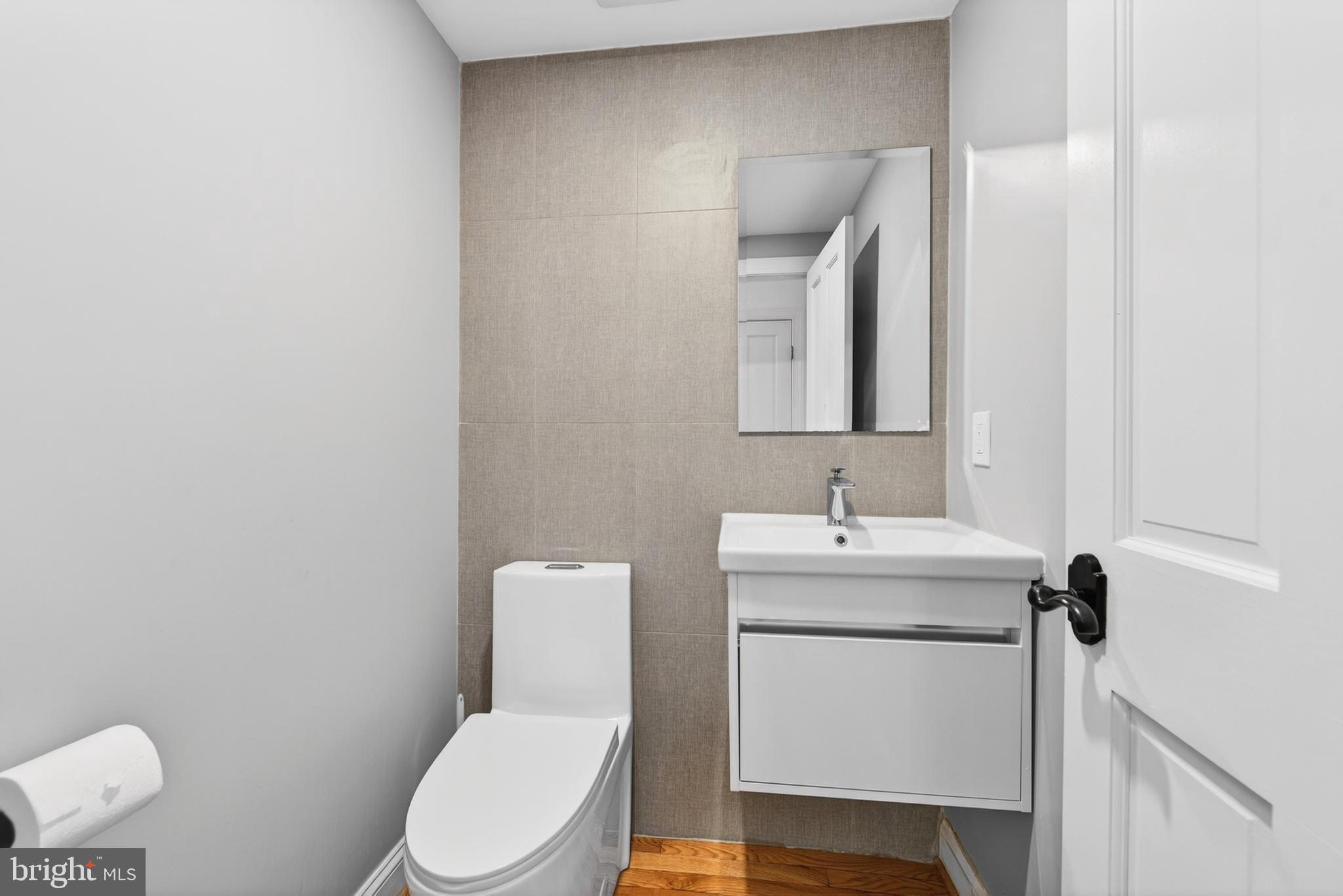INGLESIDE - Residential
