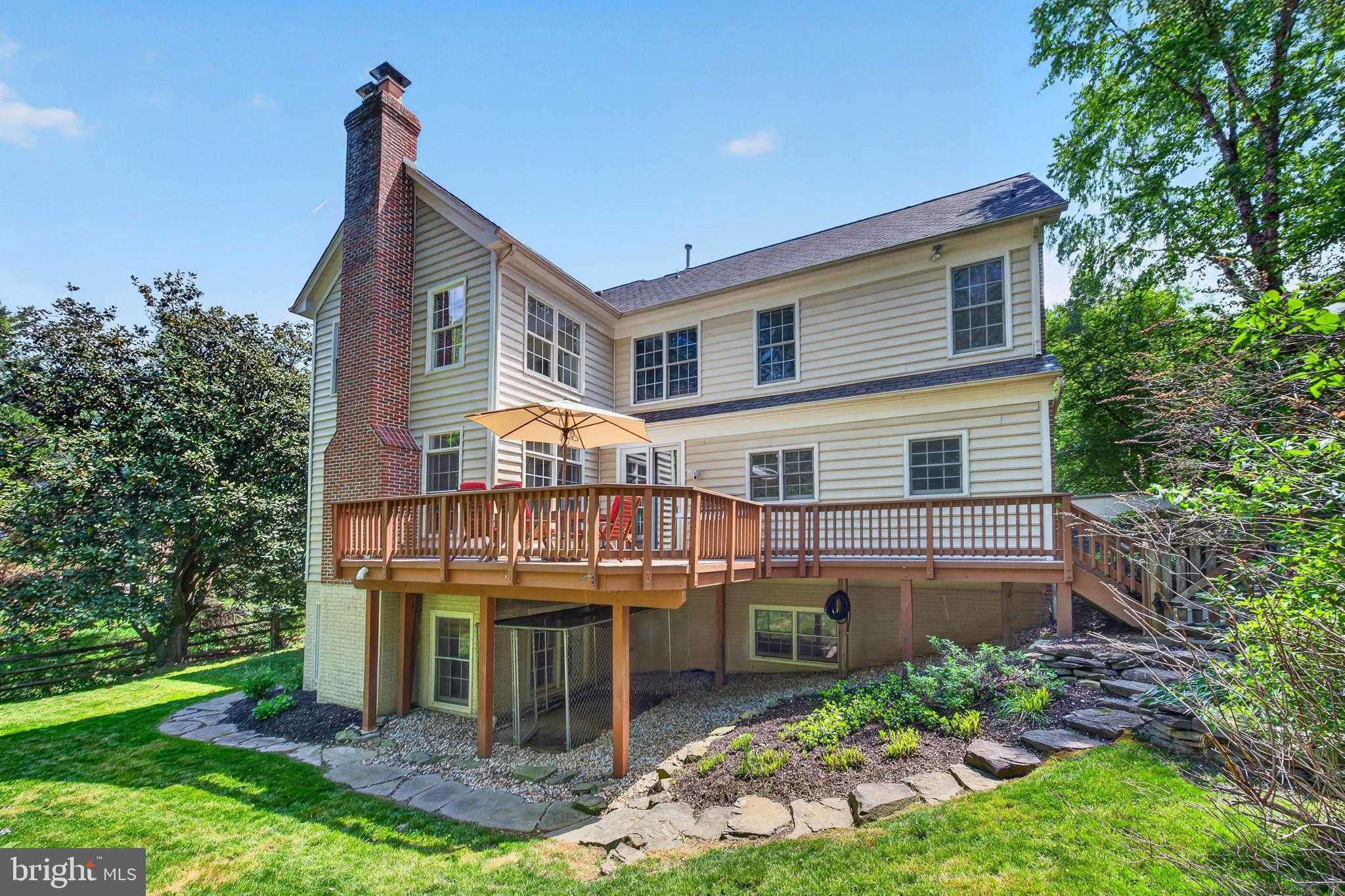 INGLESIDE - Residential