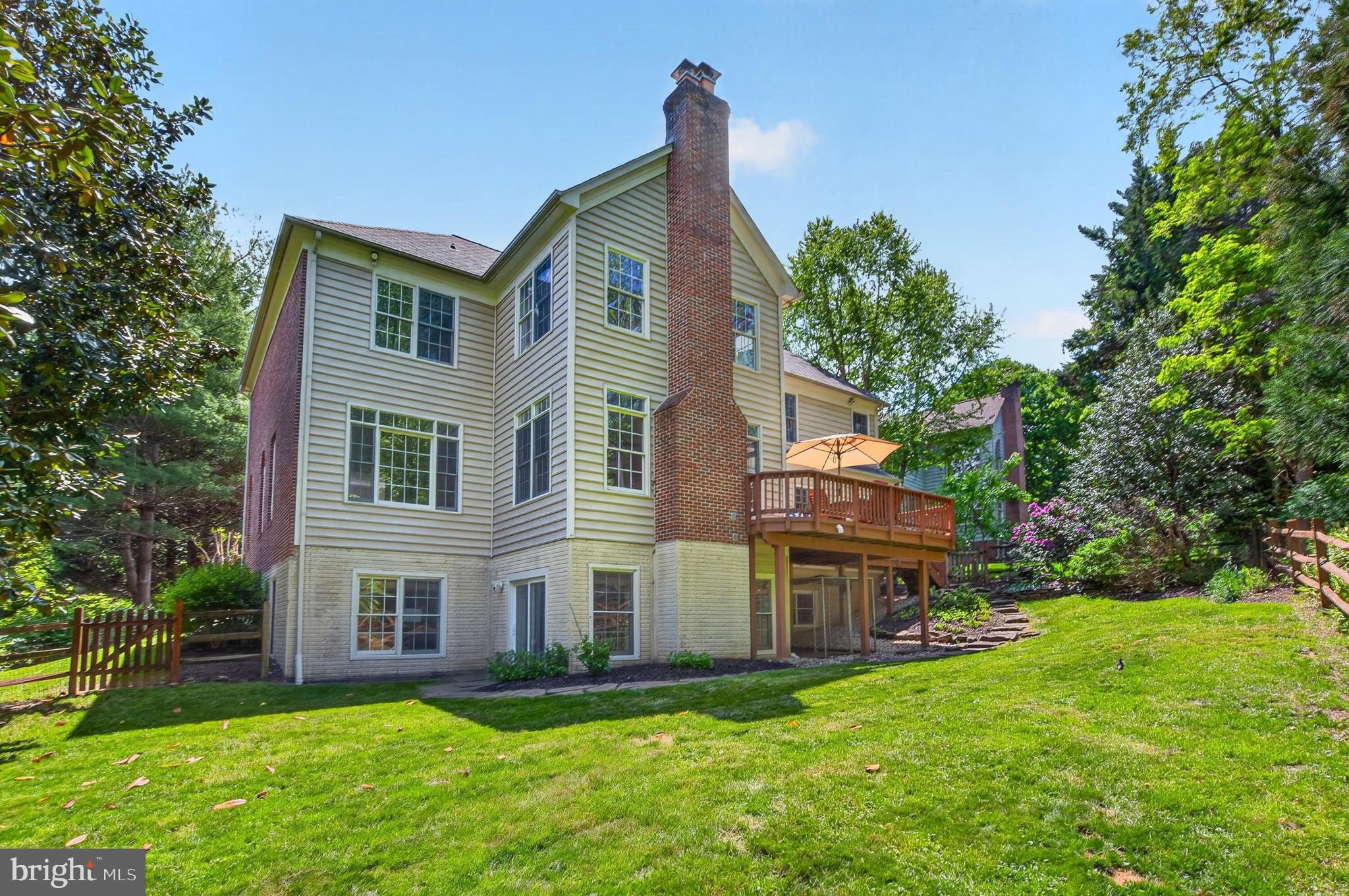 INGLESIDE - Residential