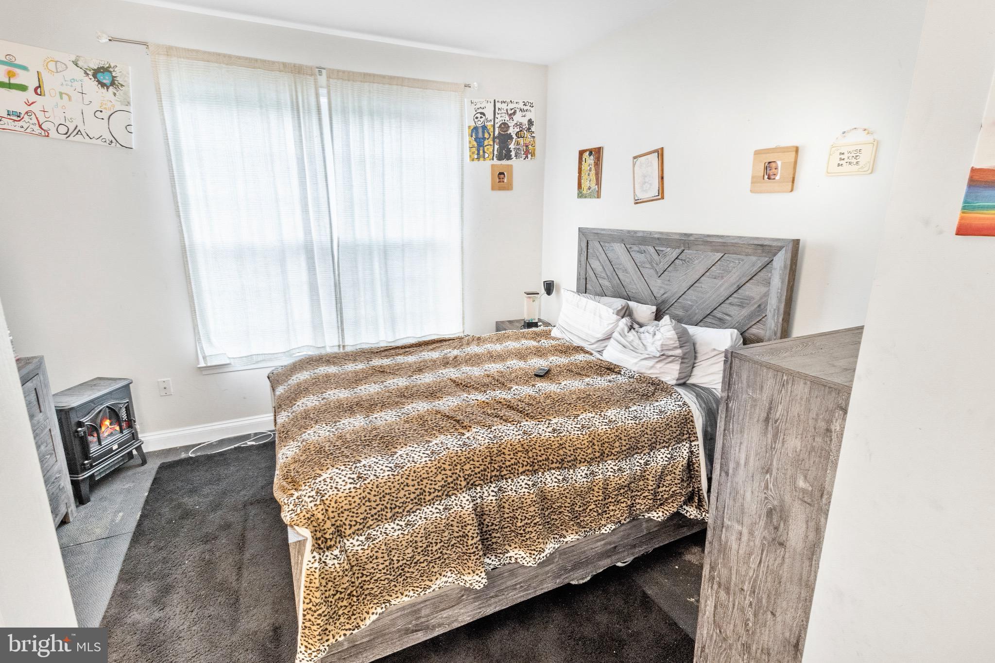 HAMMONDS MILL - Residential