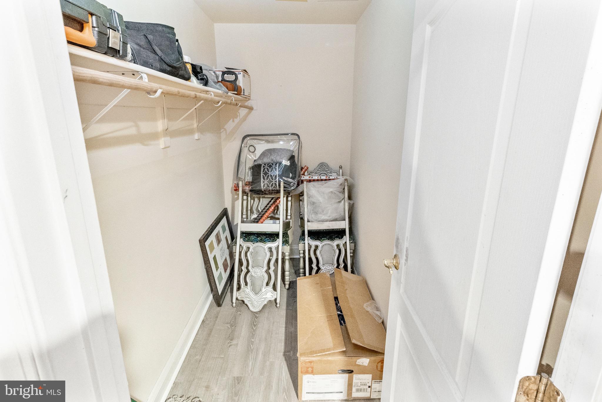 HAMMONDS MILL - Residential