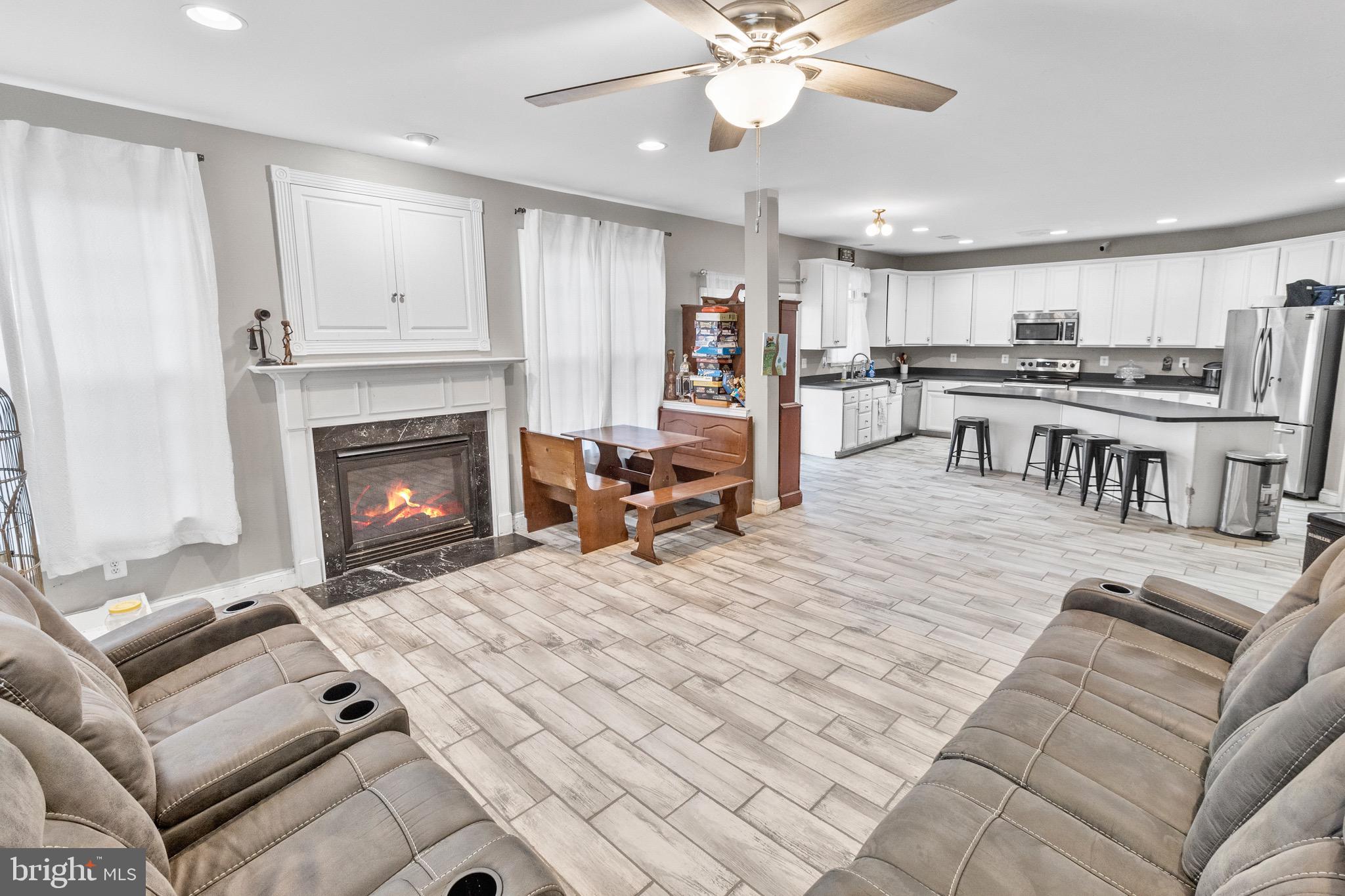 HAMMONDS MILL - Residential