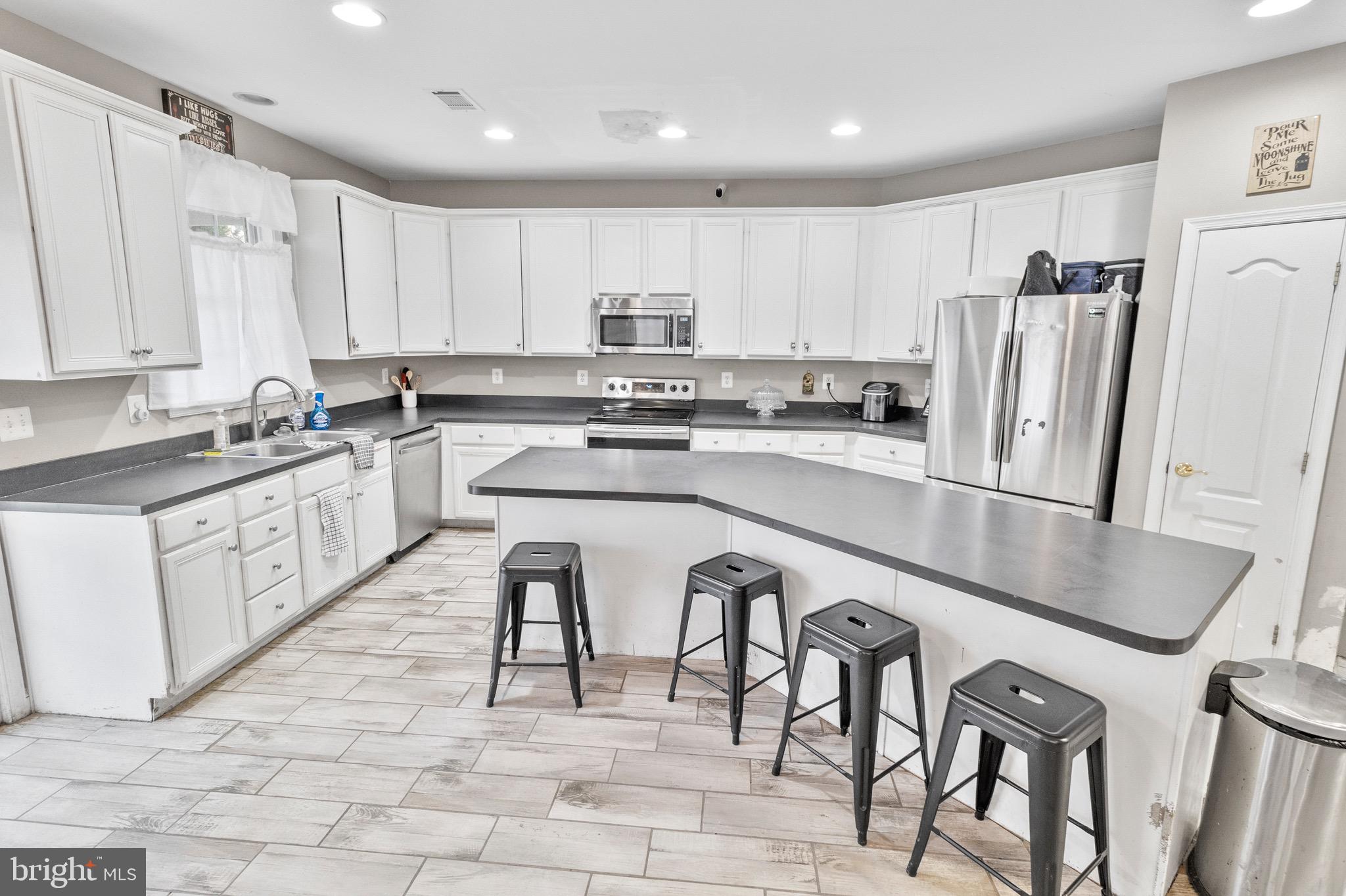 HAMMONDS MILL - Residential