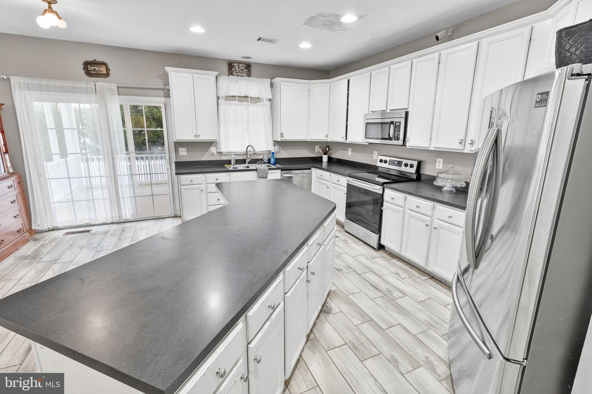 HAMMONDS MILL - Residential