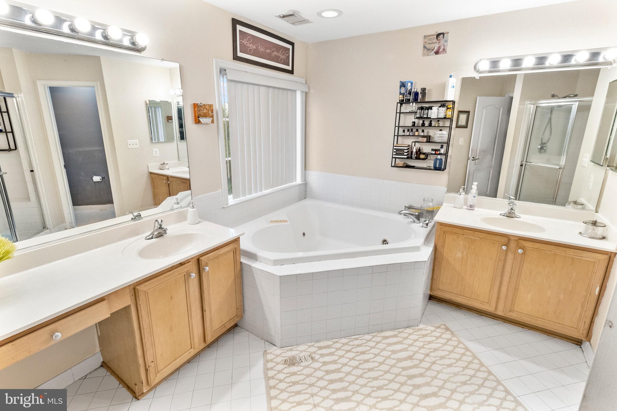 HAMMONDS MILL - Residential