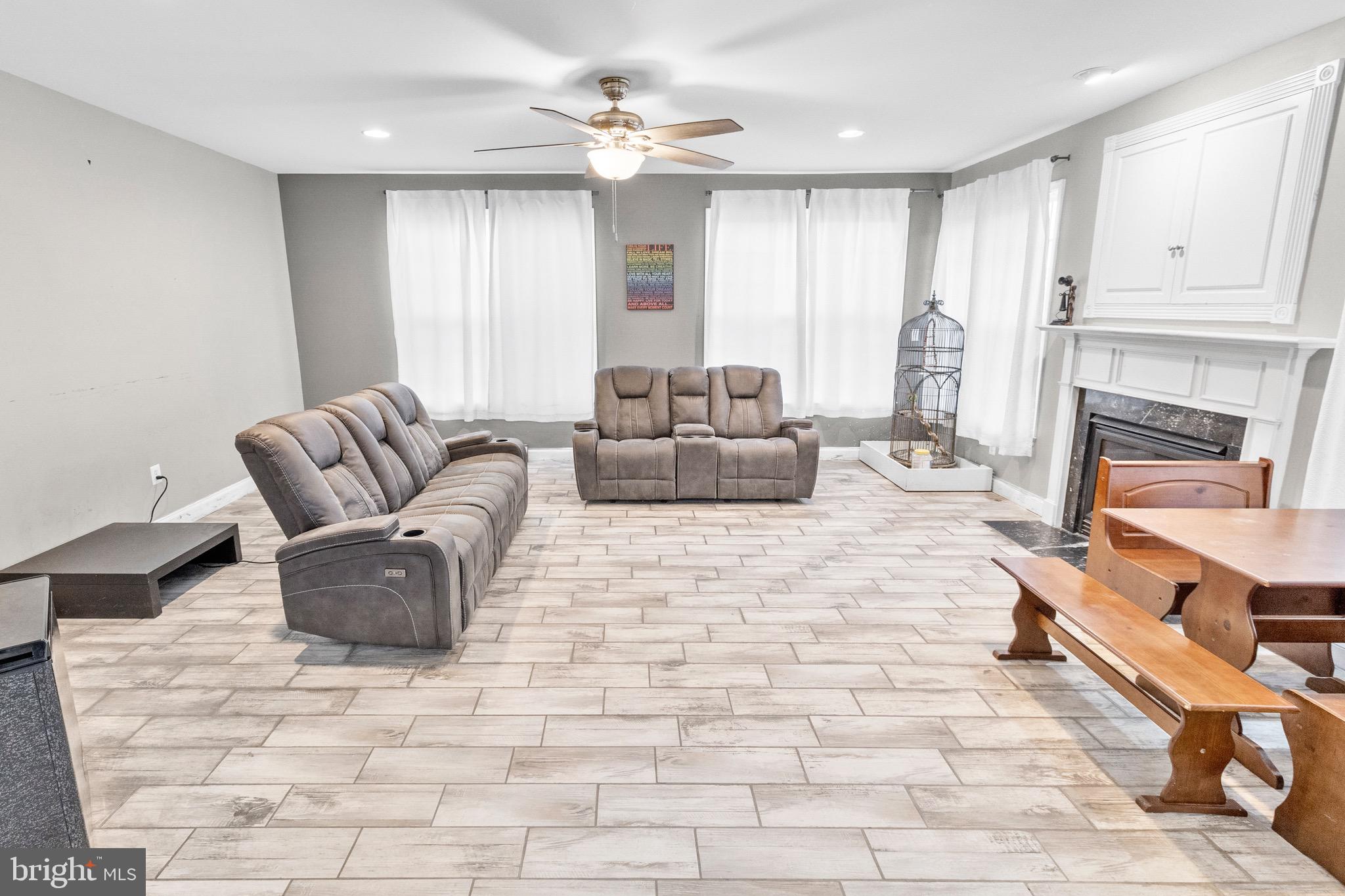 HAMMONDS MILL - Residential